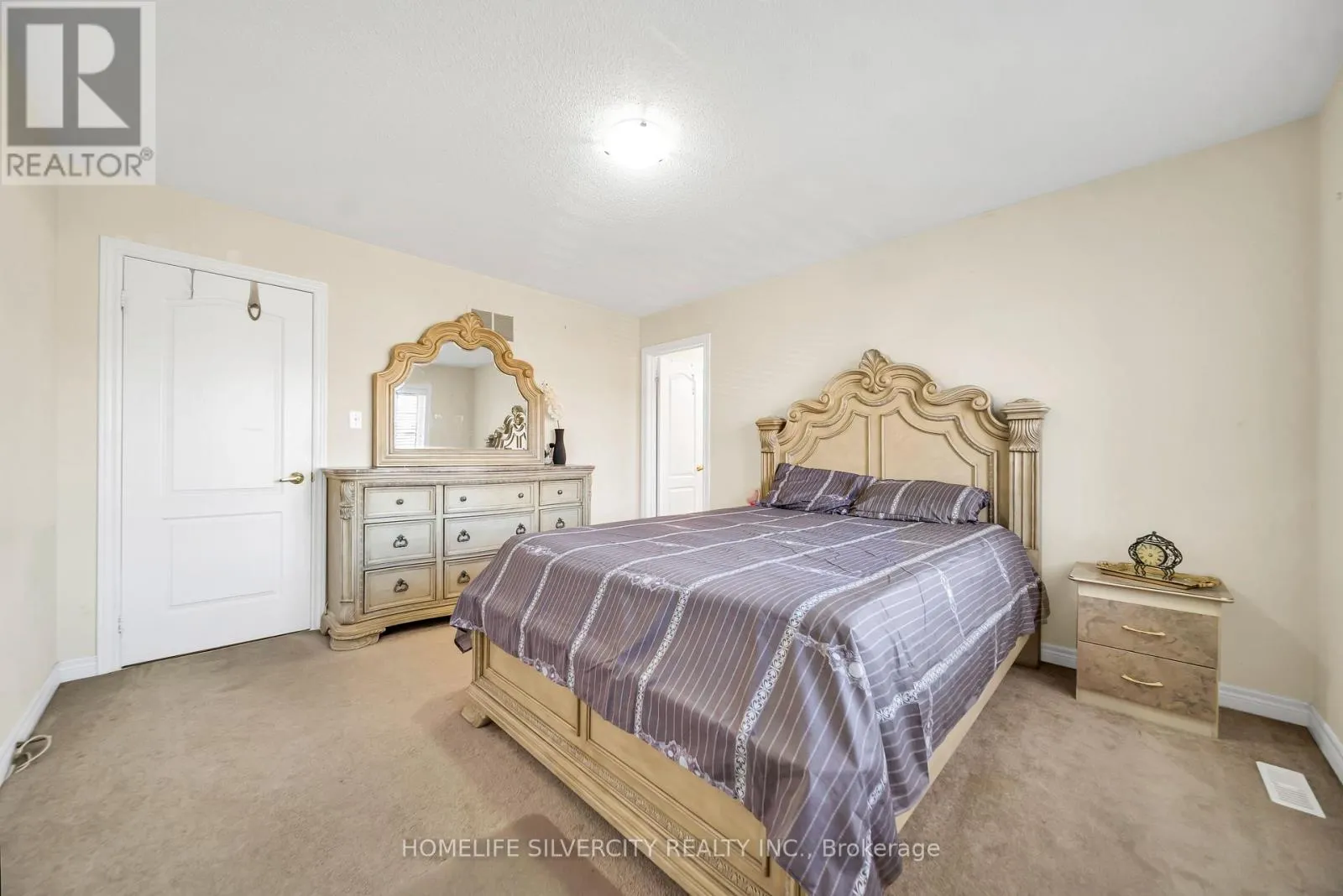 70 APPLEAIRE CRESCENT