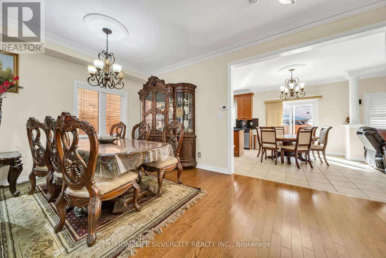 70 APPLEAIRE CRESCENT