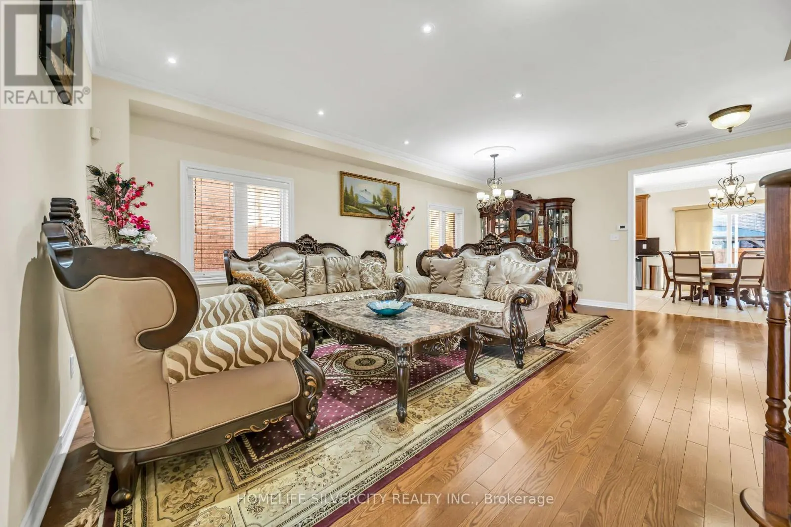 70 APPLEAIRE CRESCENT
