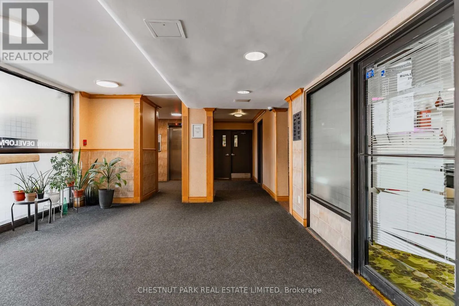 109 - 1060 CAVEN STREET