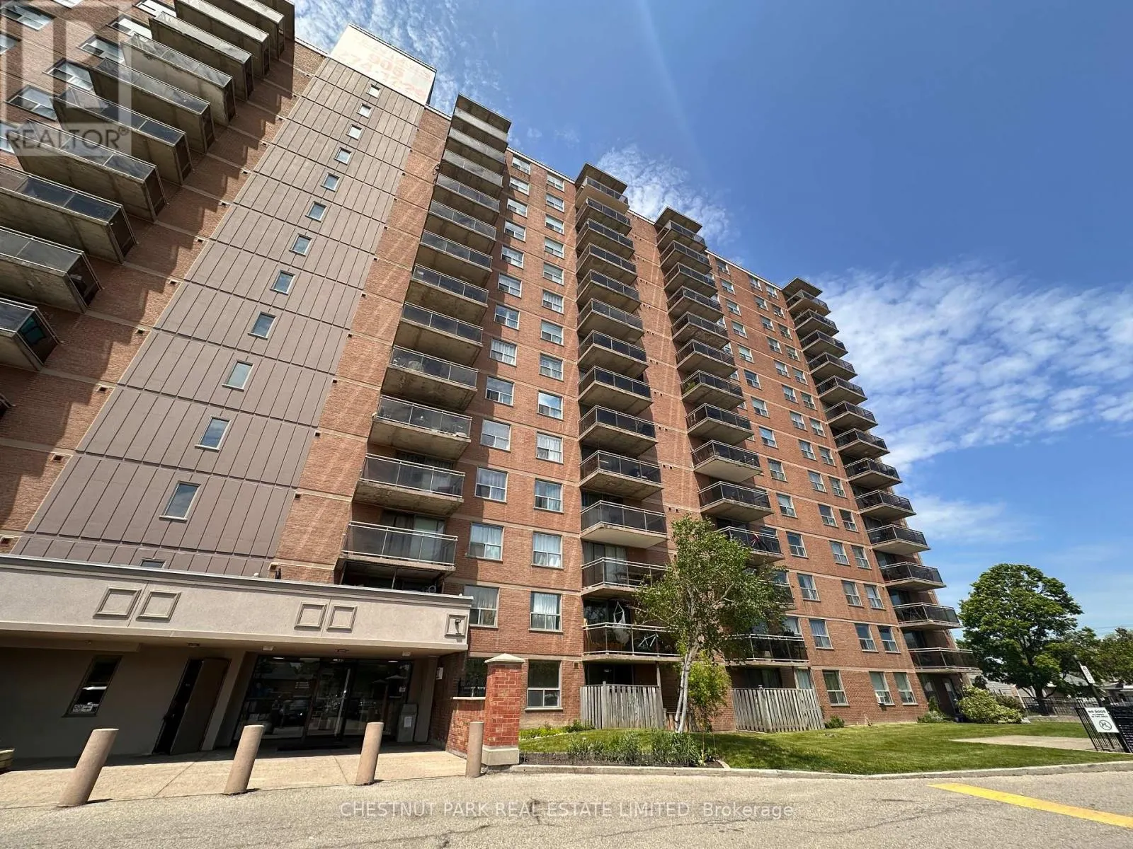 109 - 1060 CAVEN STREET
