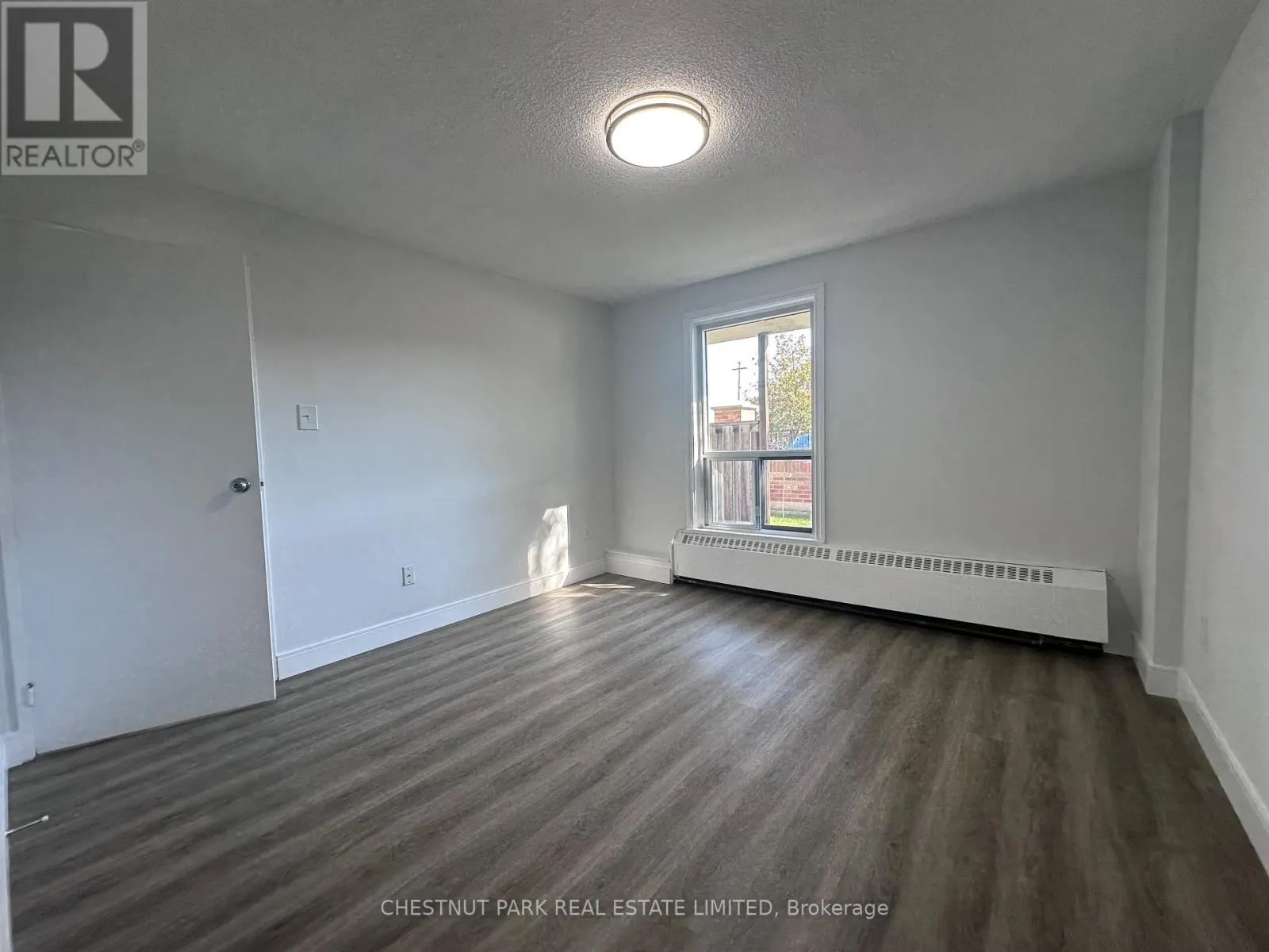 109 - 1060 CAVEN STREET