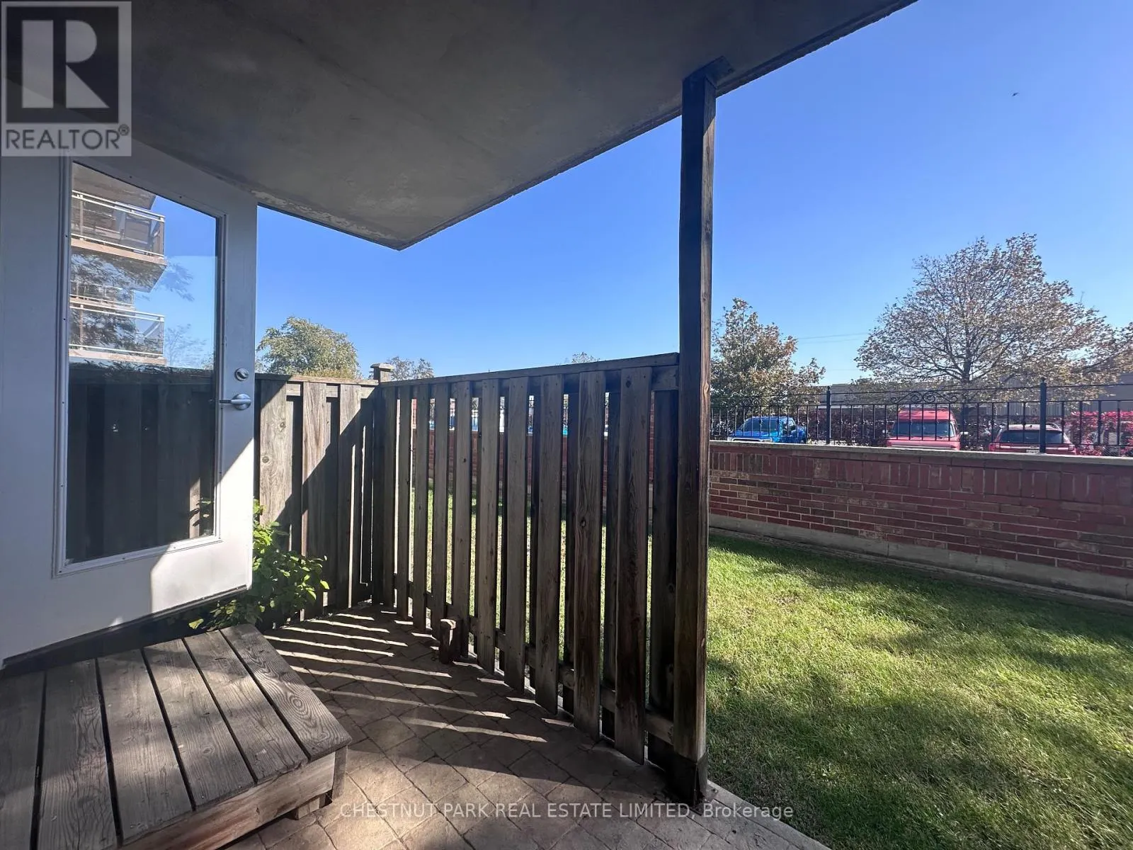 109 - 1060 CAVEN STREET
