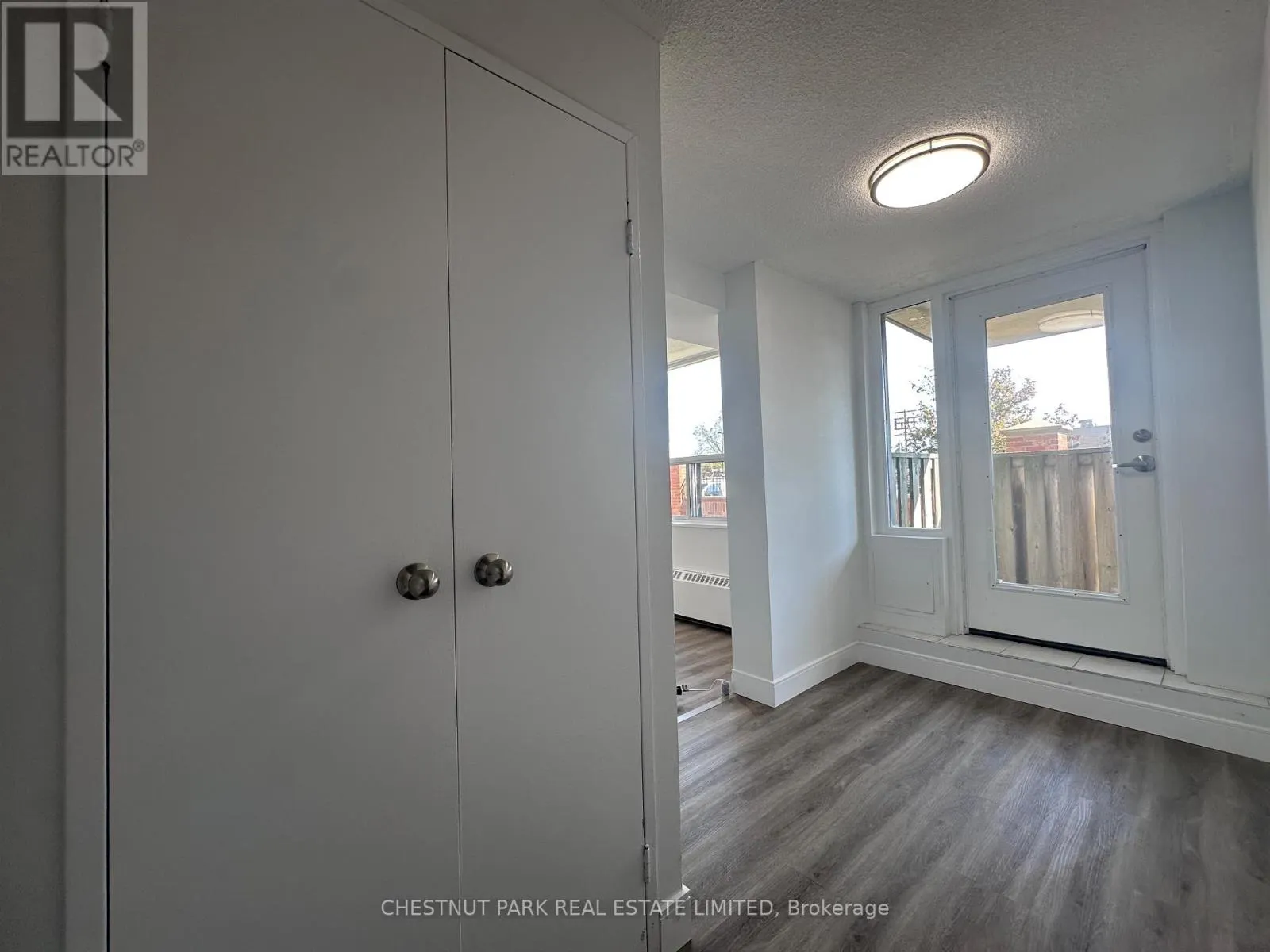 109 - 1060 CAVEN STREET