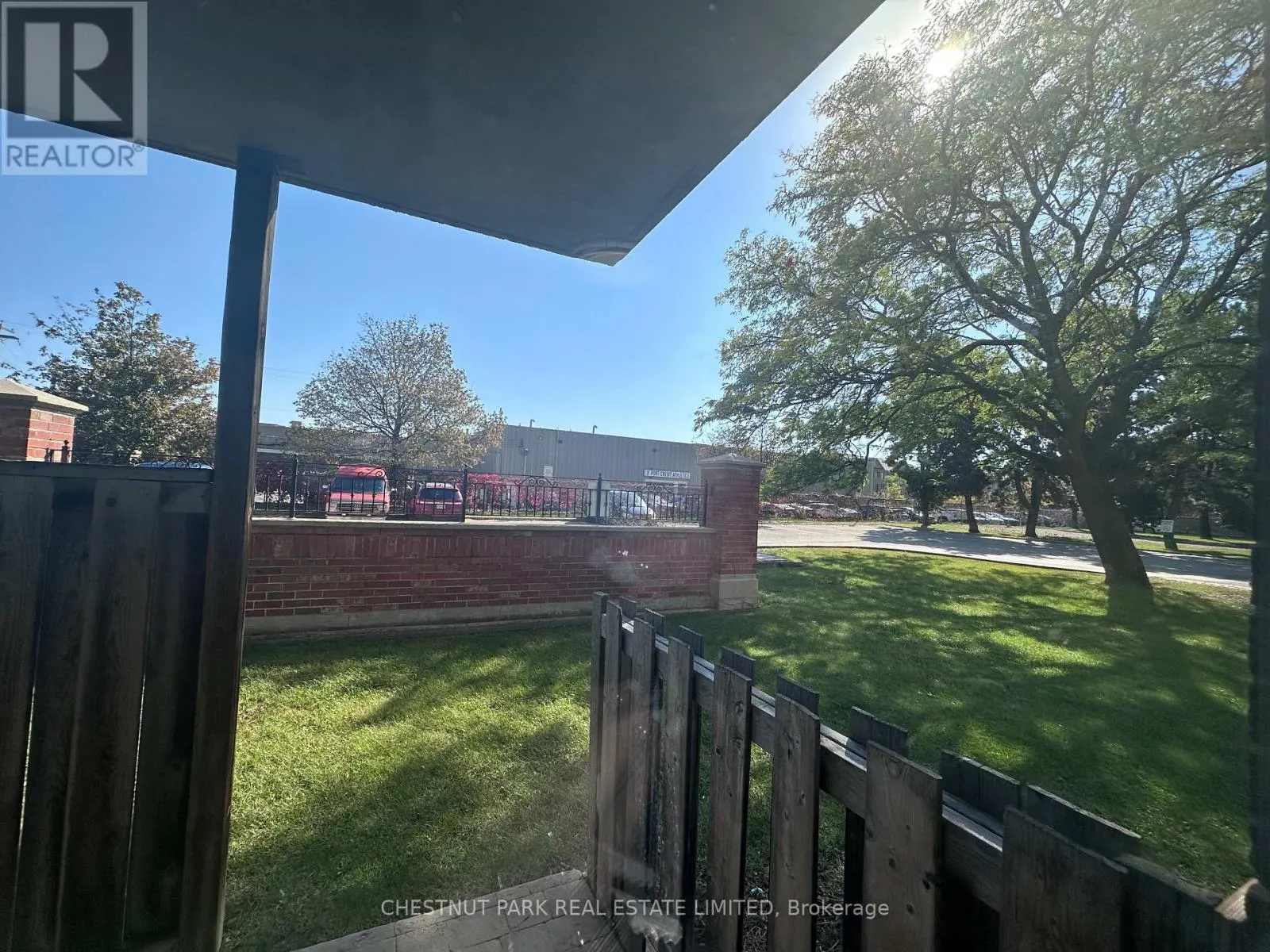109 - 1060 CAVEN STREET
