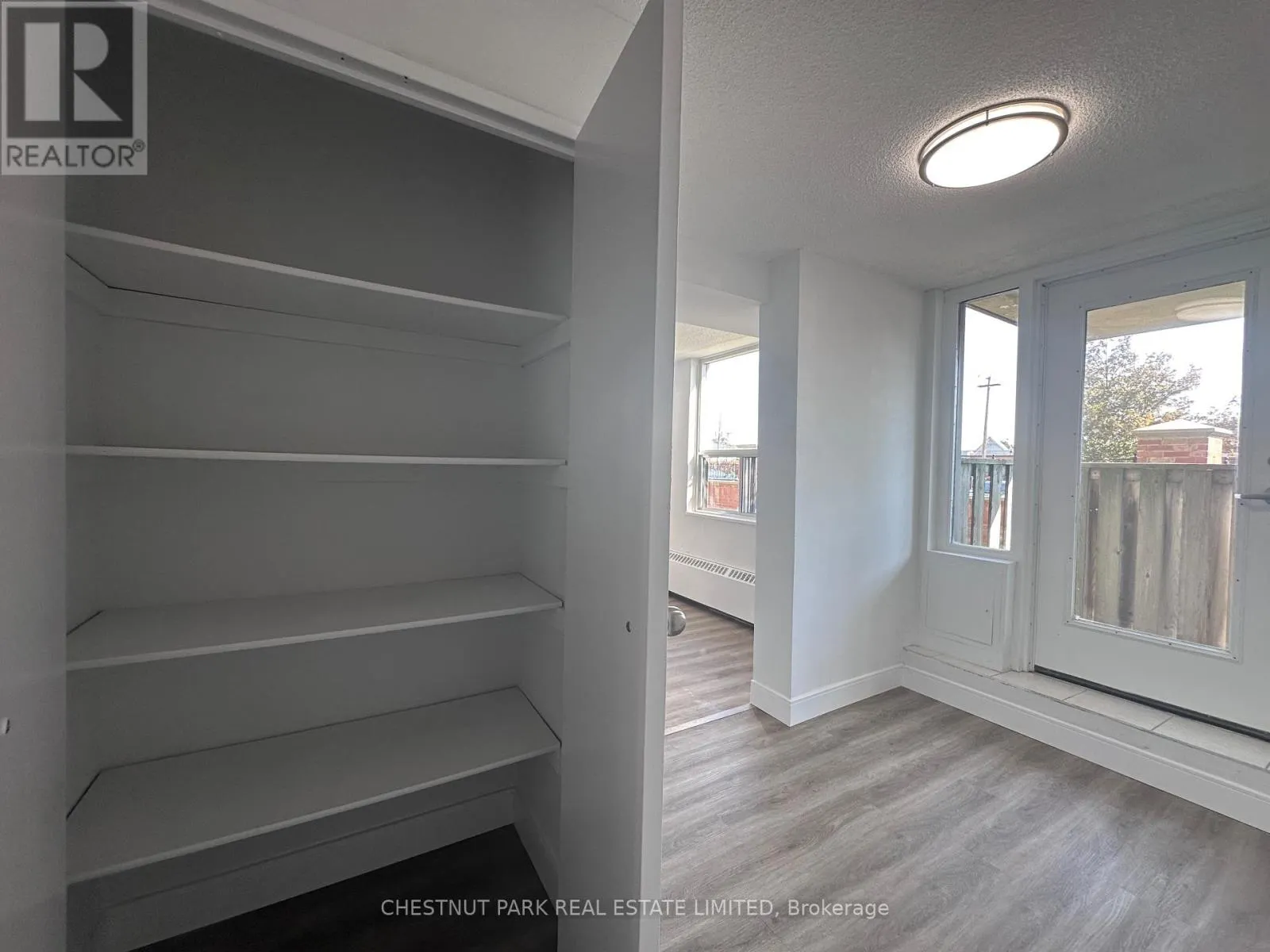 109 - 1060 CAVEN STREET