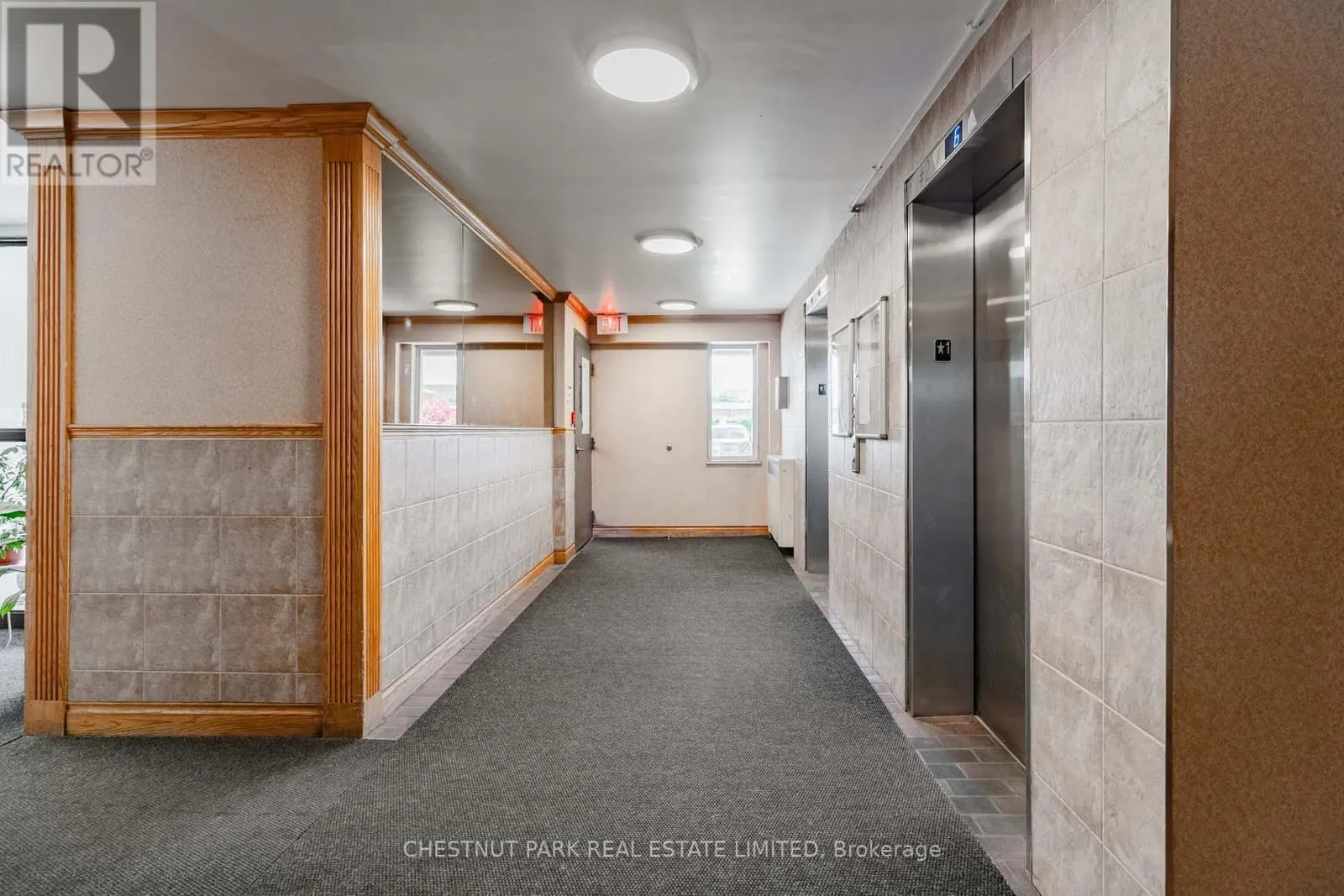 109 - 1060 CAVEN STREET