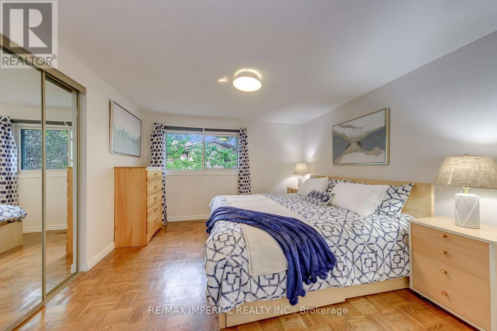 6100 WABUKAYNE COURT