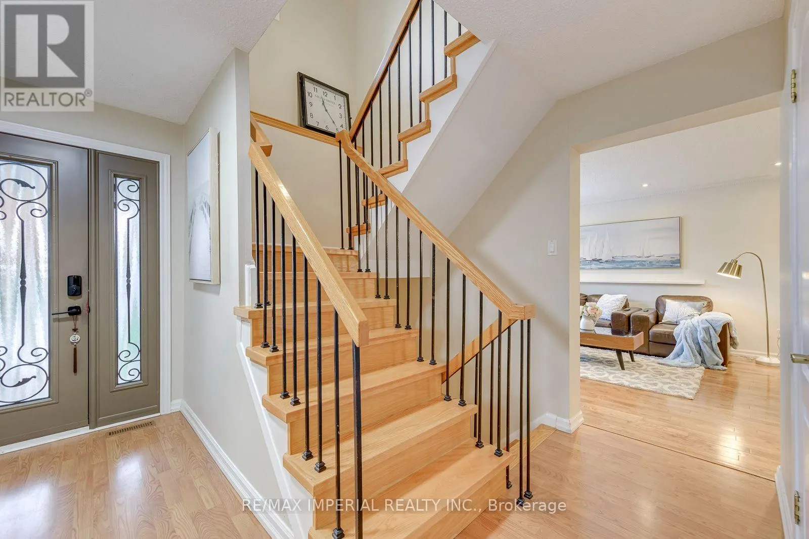 6100 WABUKAYNE COURT