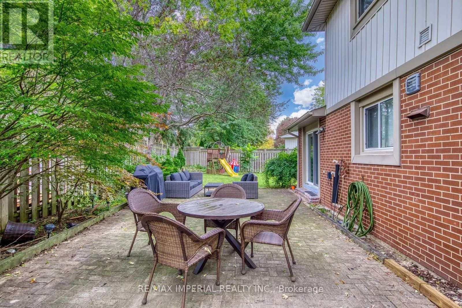 6100 WABUKAYNE COURT