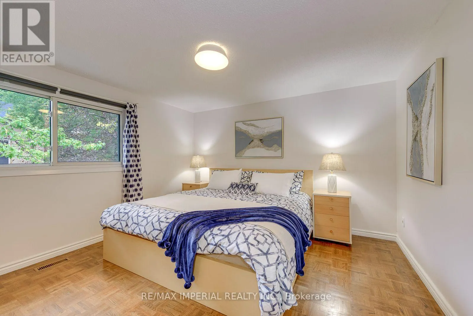 6100 WABUKAYNE COURT