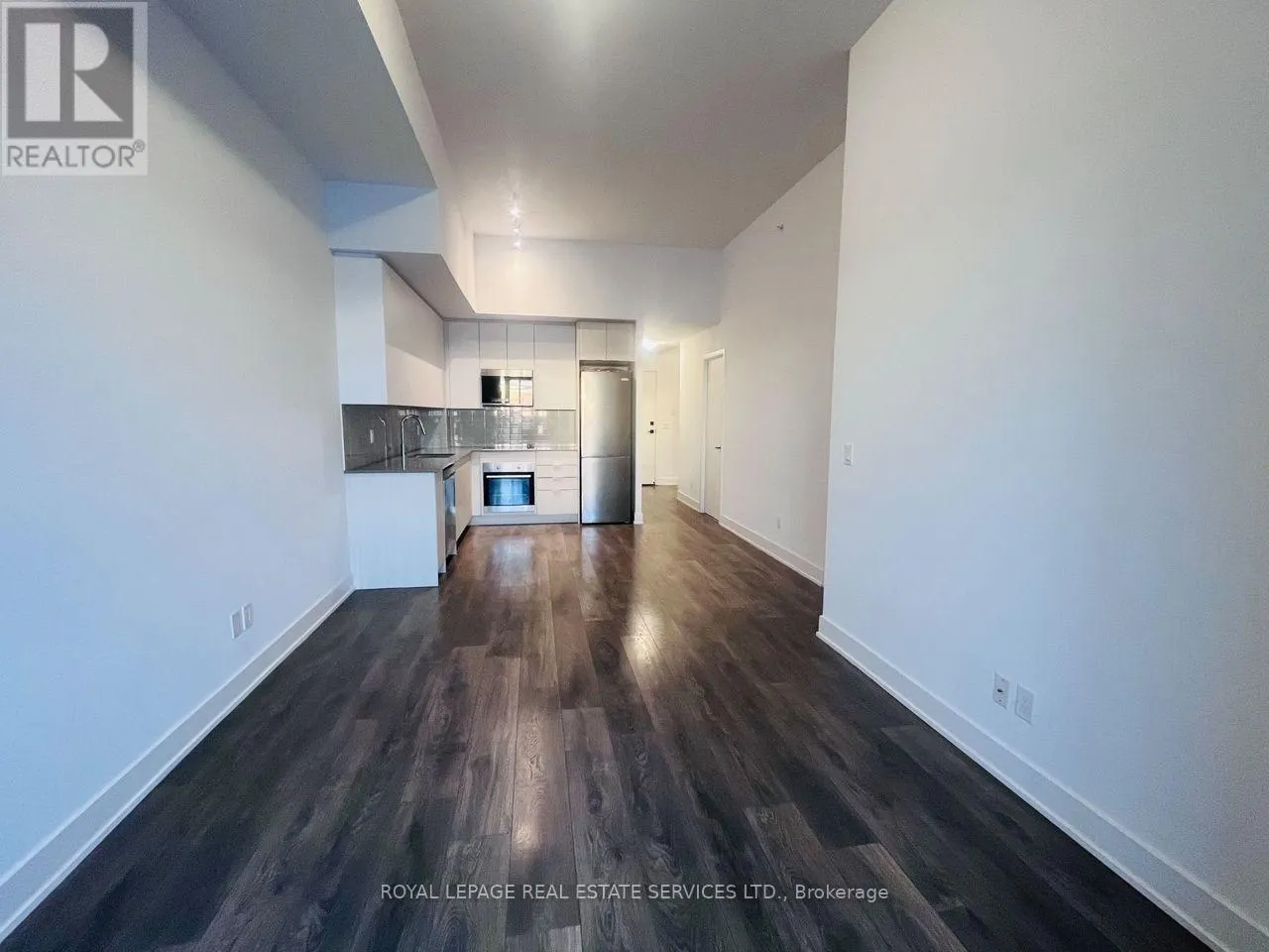 407 - 2481 TAUNTON ROAD
