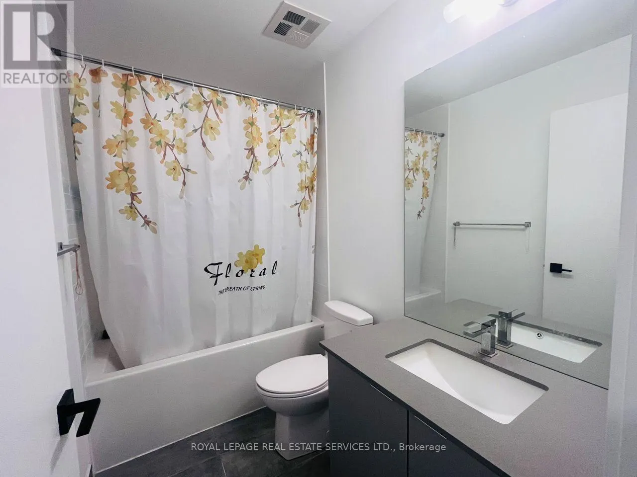 407 - 2481 TAUNTON ROAD