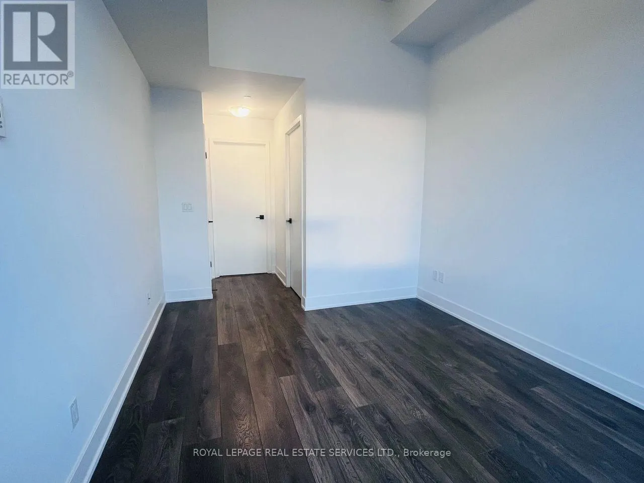 407 - 2481 TAUNTON ROAD