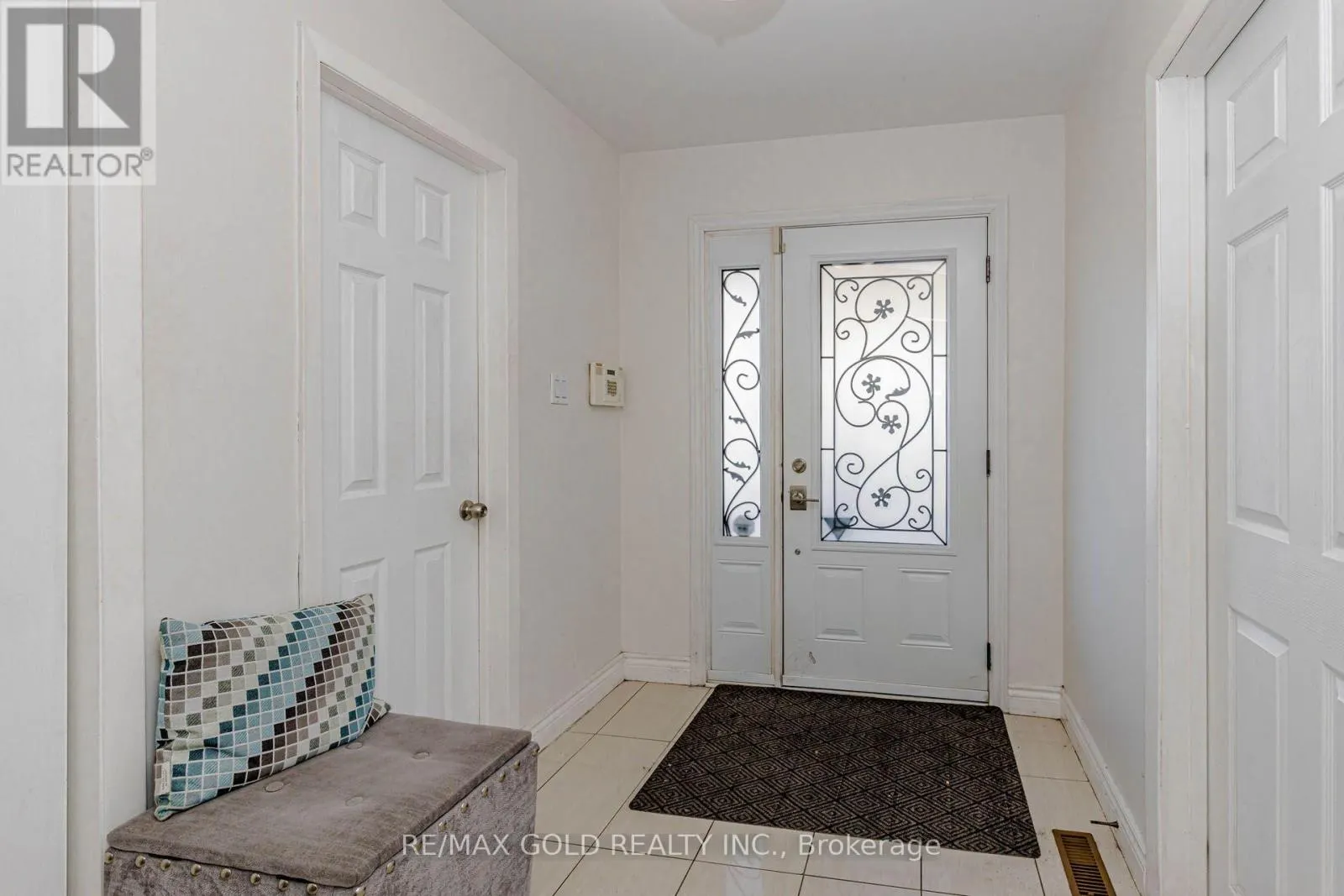 7262 SIGSBEE DRIVE