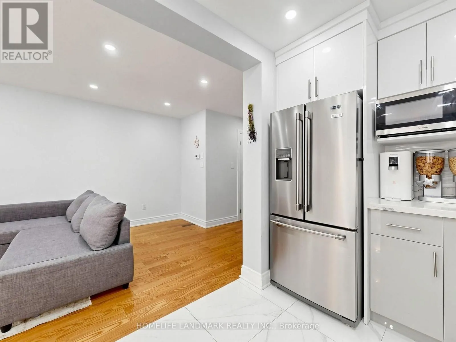 120 - 1480 BRITANNIA ROAD W