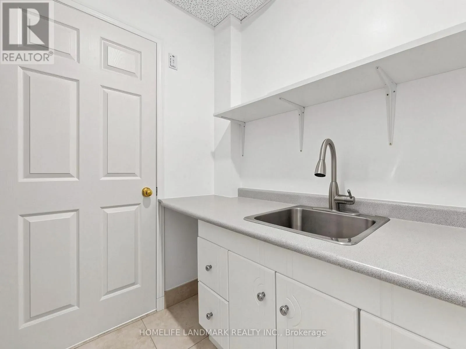 120 - 1480 BRITANNIA ROAD W