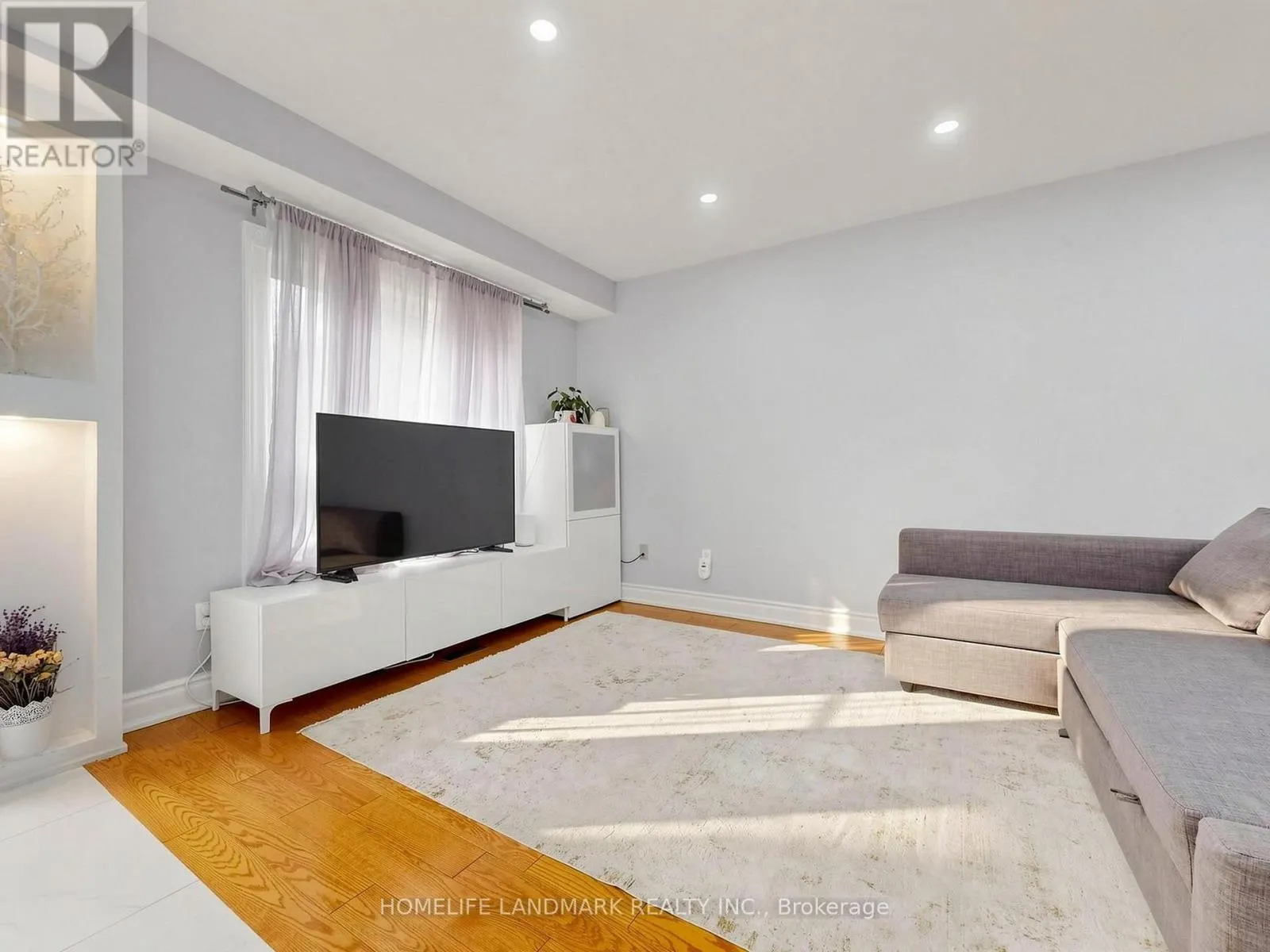 120 - 1480 BRITANNIA ROAD W