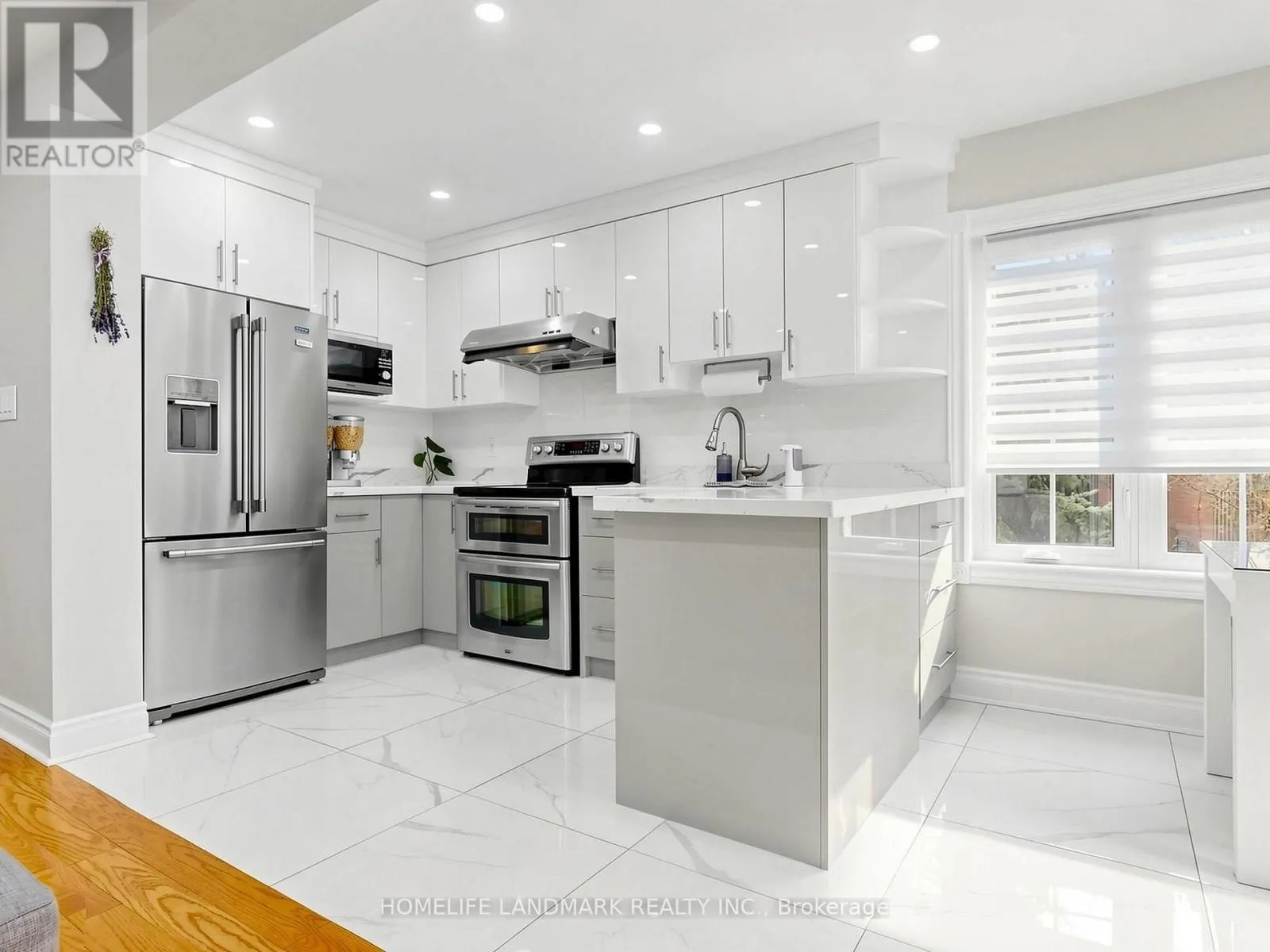 120 - 1480 BRITANNIA ROAD W