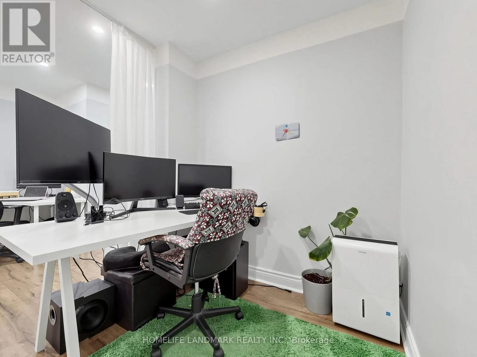 120 - 1480 BRITANNIA ROAD W