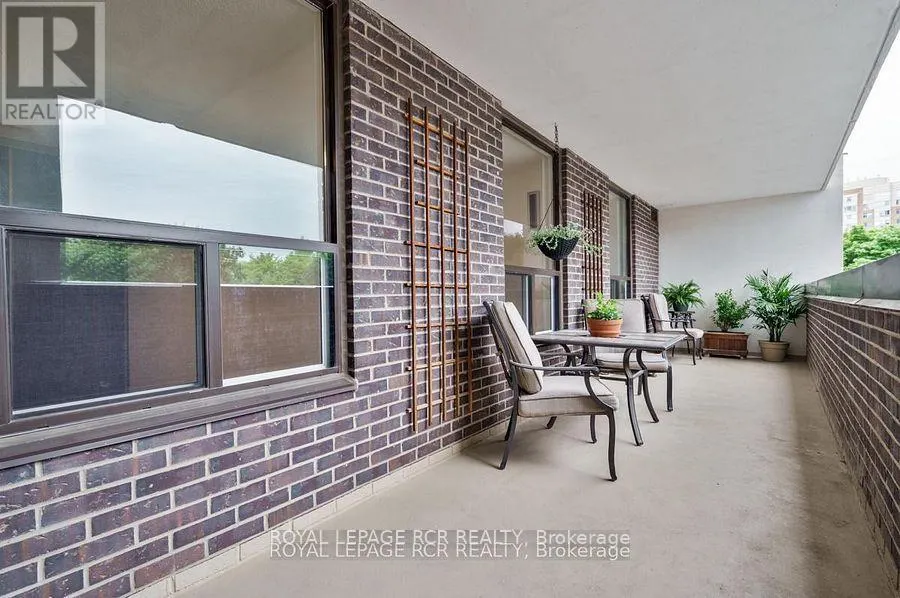 205 - 1535 LAKESHORE ROAD E