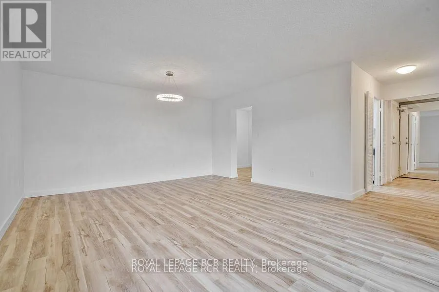 205 - 1535 LAKESHORE ROAD E