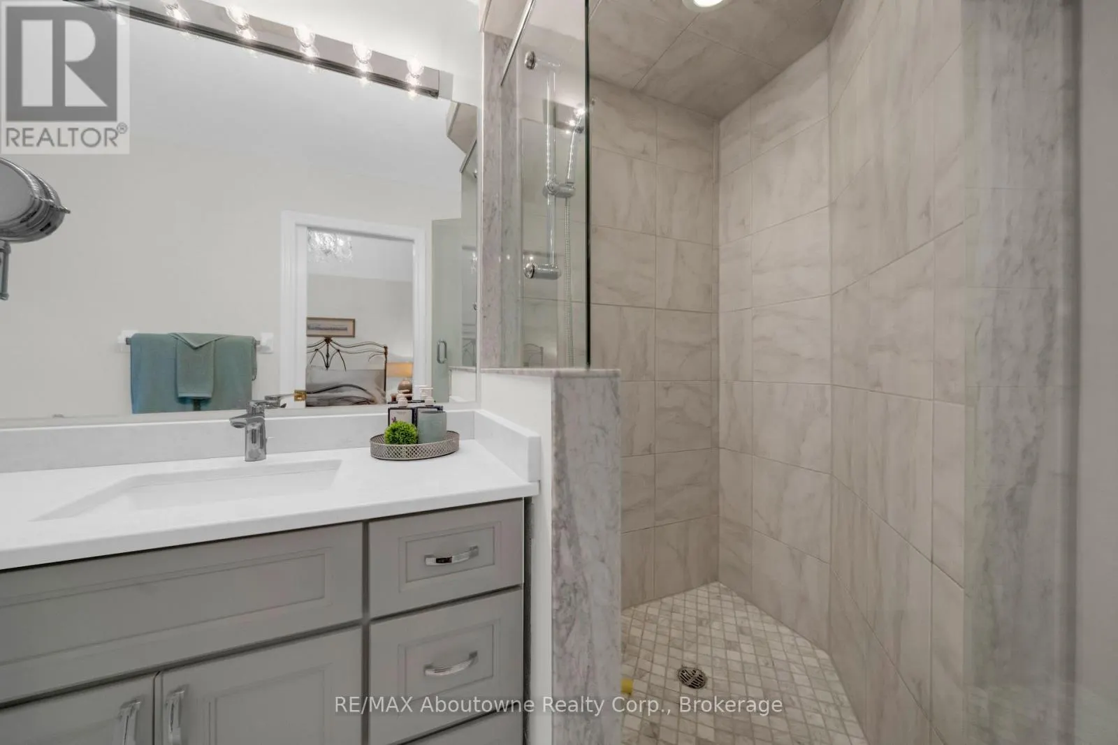 2403 MARINE DRIVE