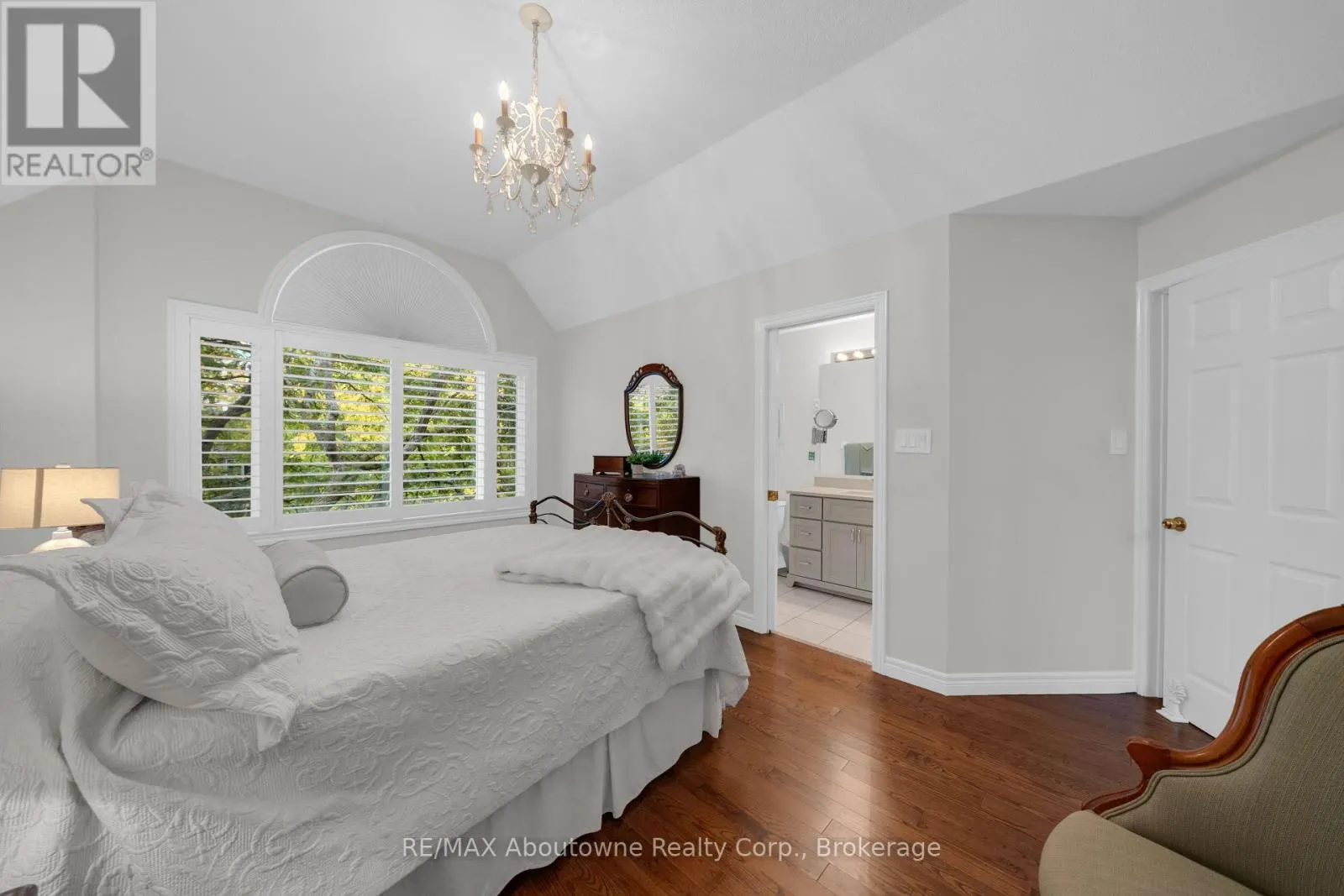 2403 MARINE DRIVE