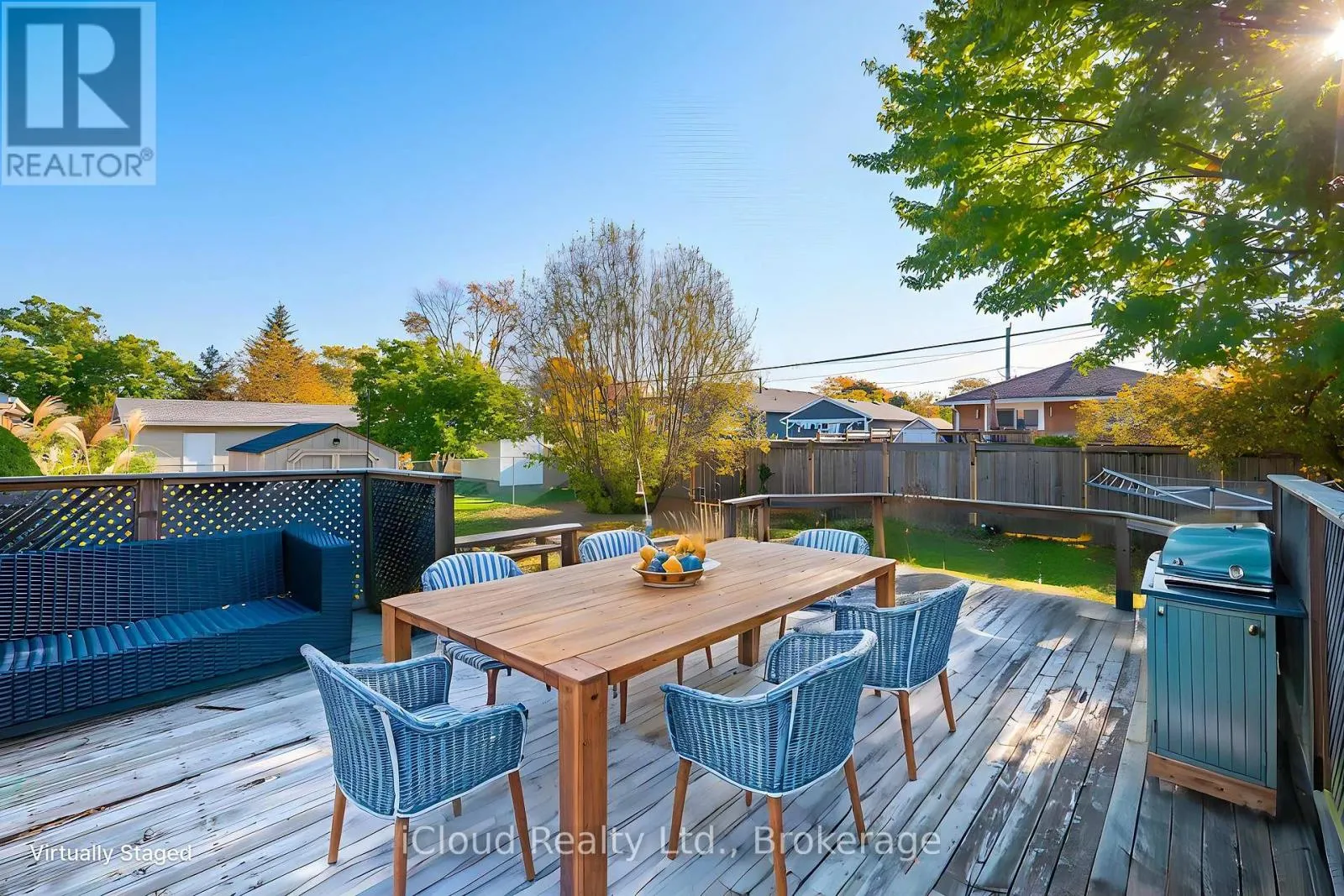 282 KENT CRESCENT