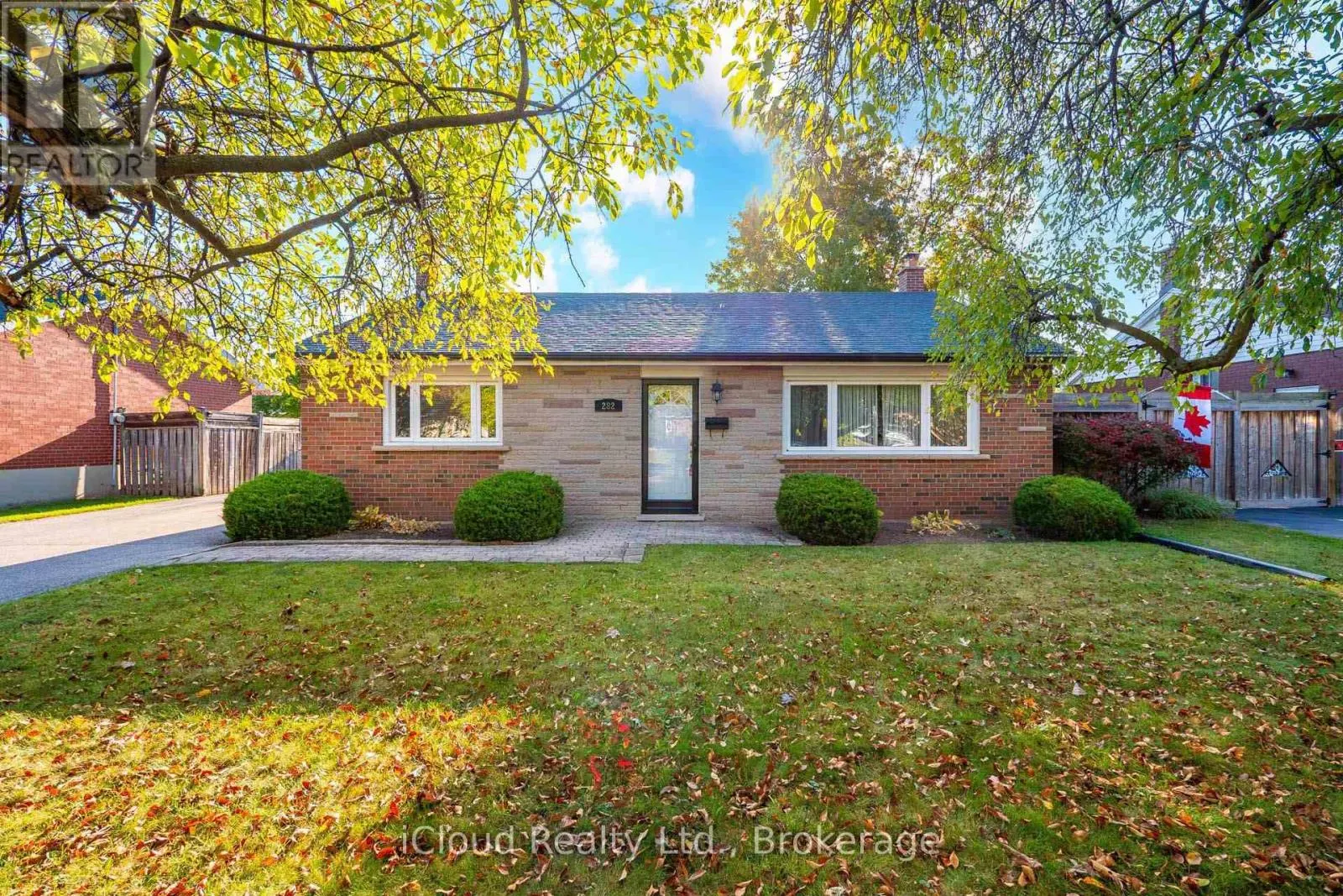 282 KENT CRESCENT