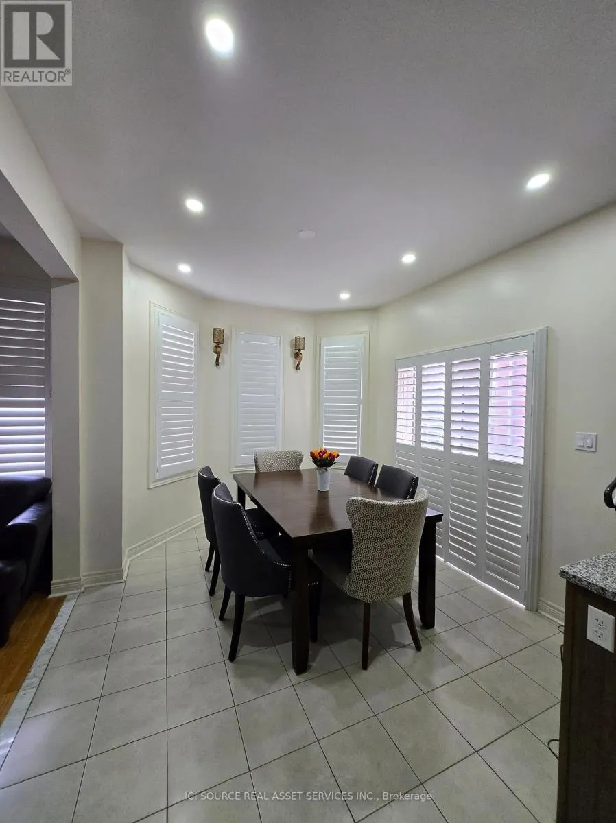 376 BESSBOROUGH DRIVE