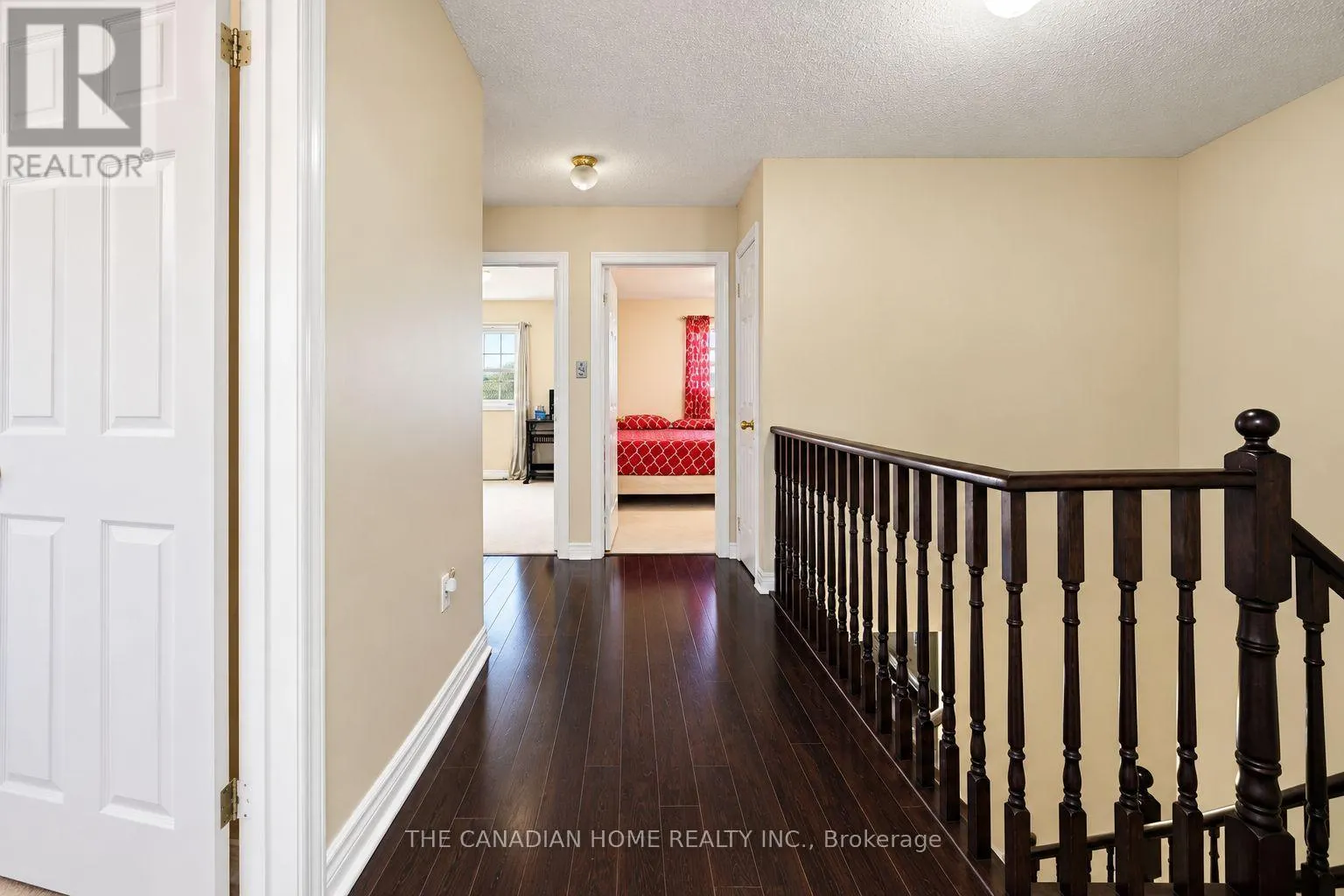 10 DUNVEGAN CRESCENT