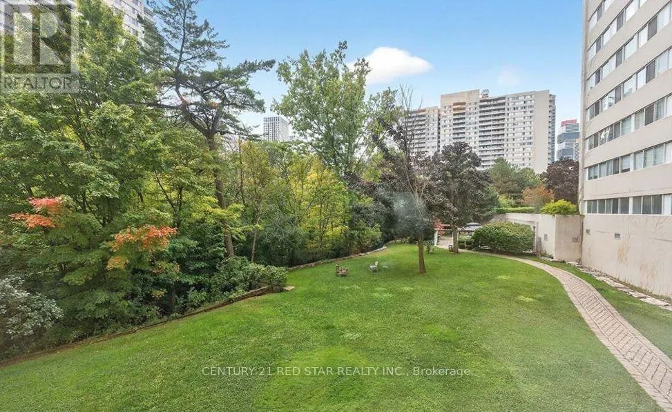 107 - 3695 KANEFF CRESCENT