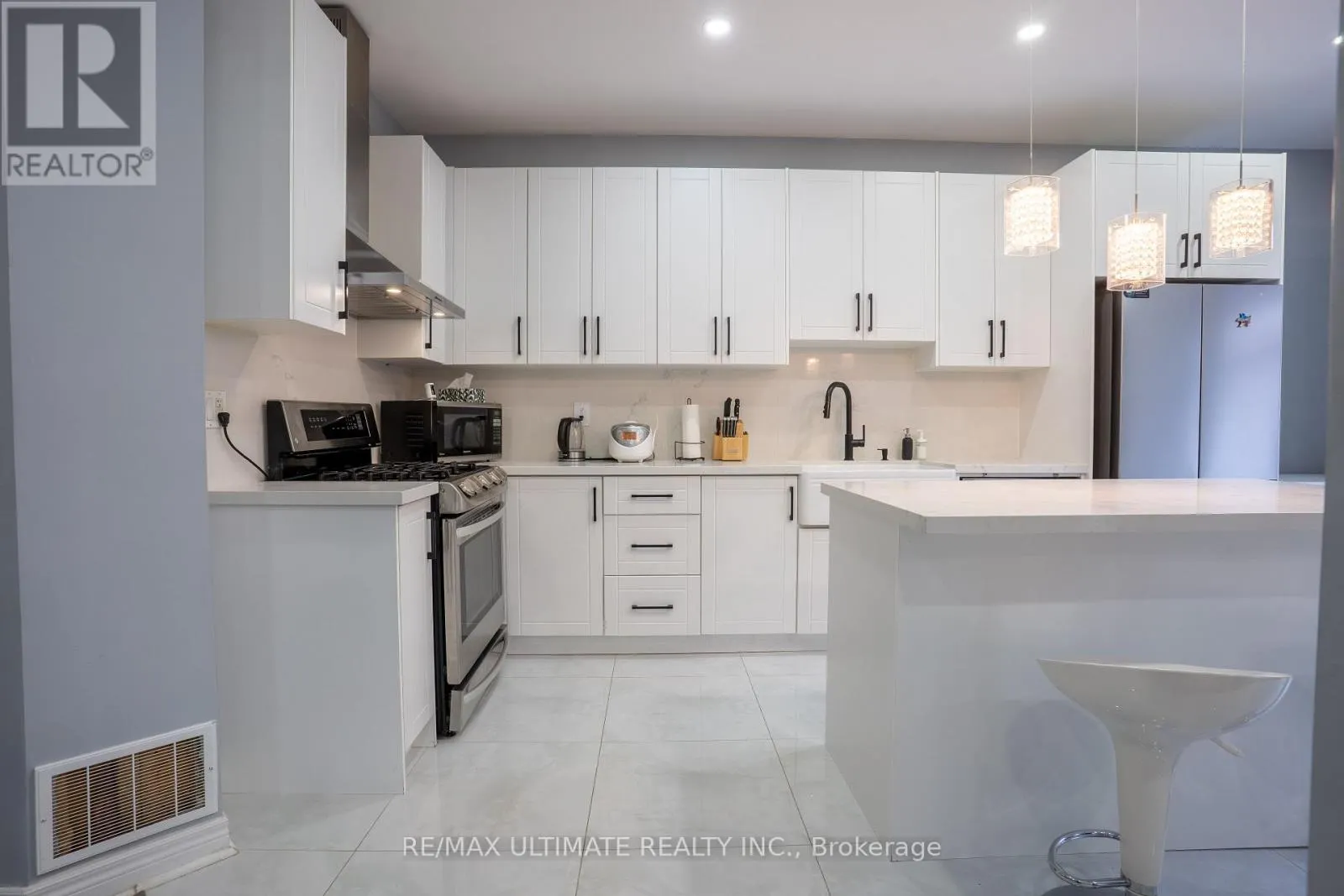 20 KEIRSTEAD TRAIL