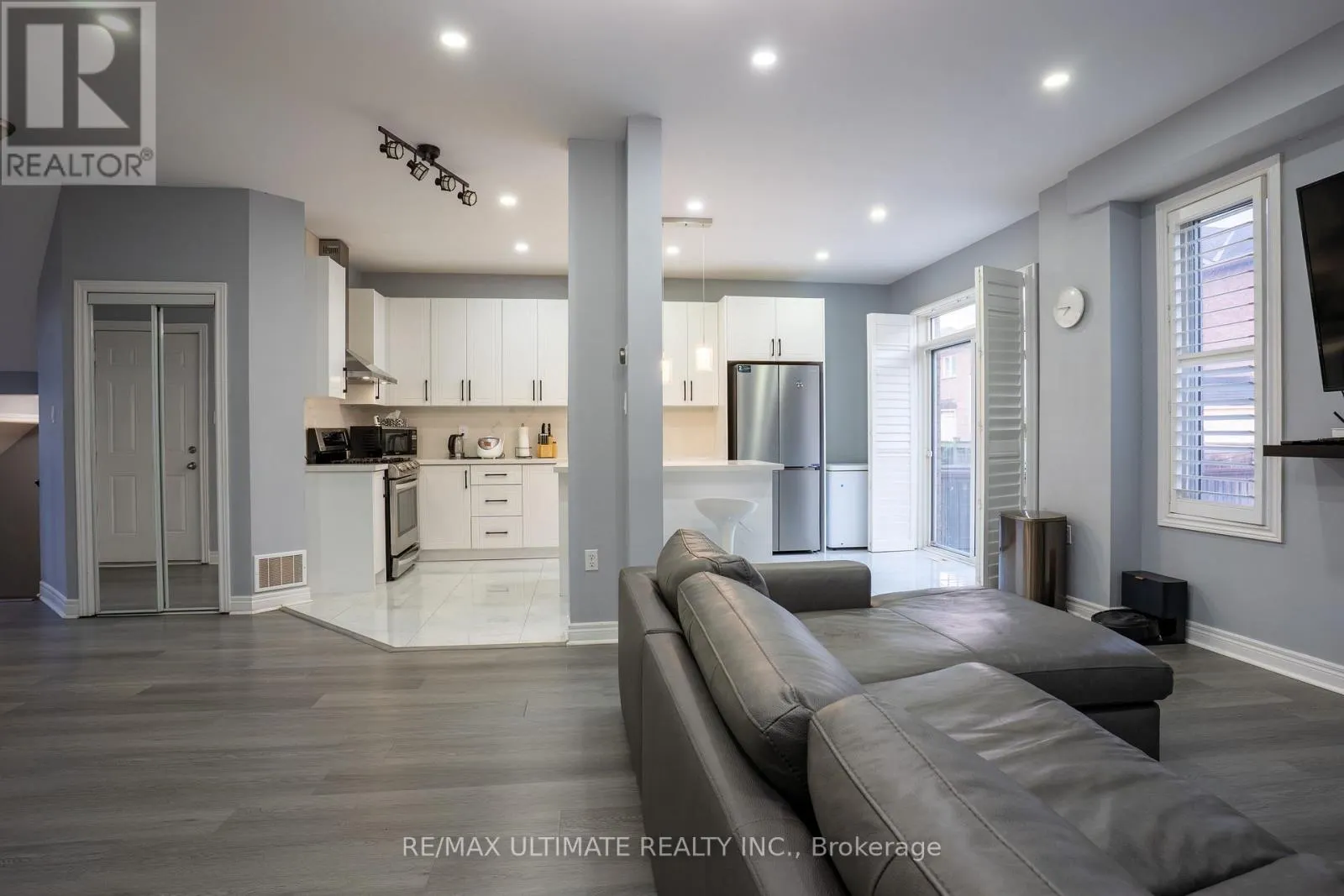 20 KEIRSTEAD TRAIL