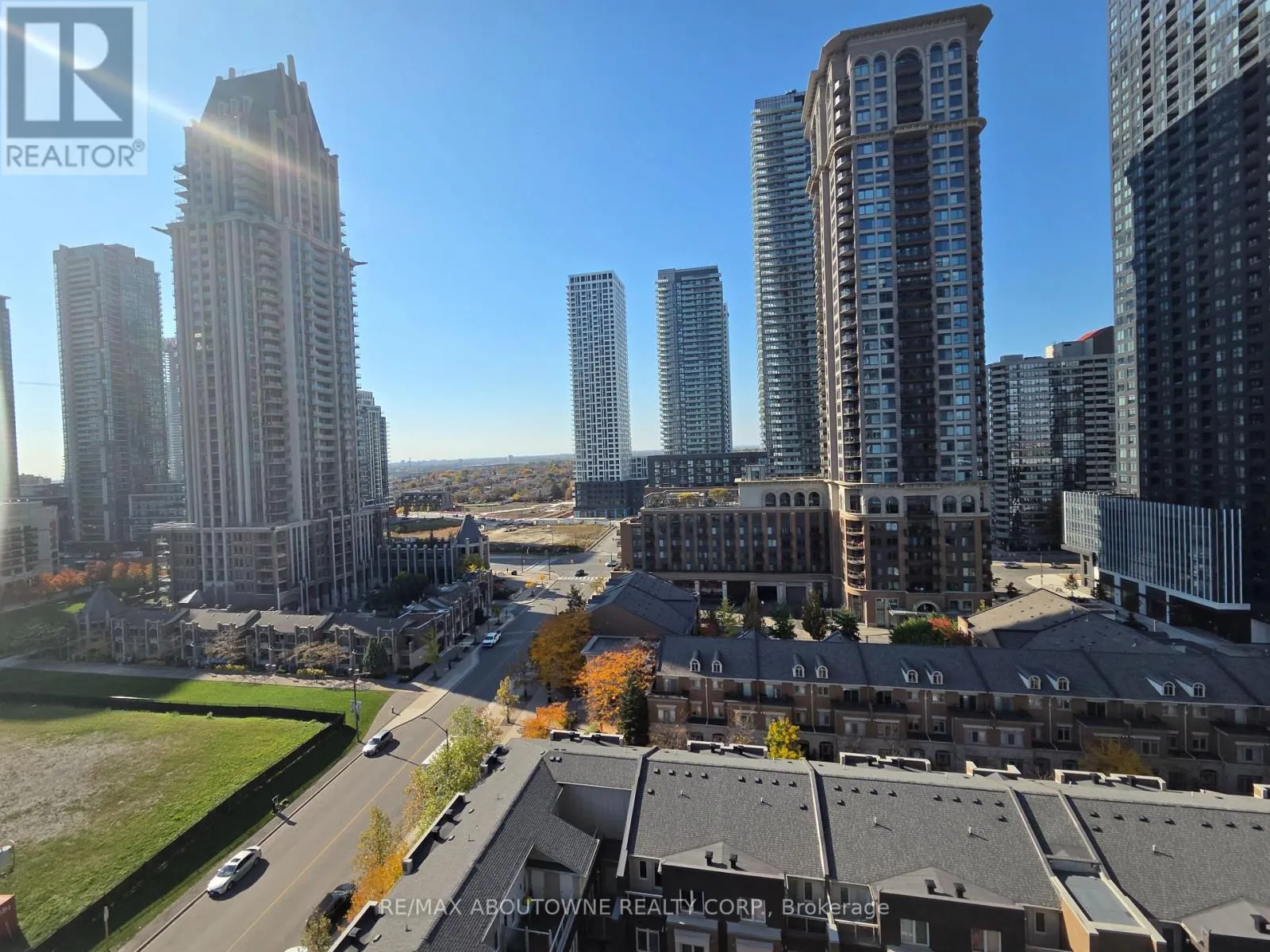 1207 - 365 PRINCE OF WALES DRIVE