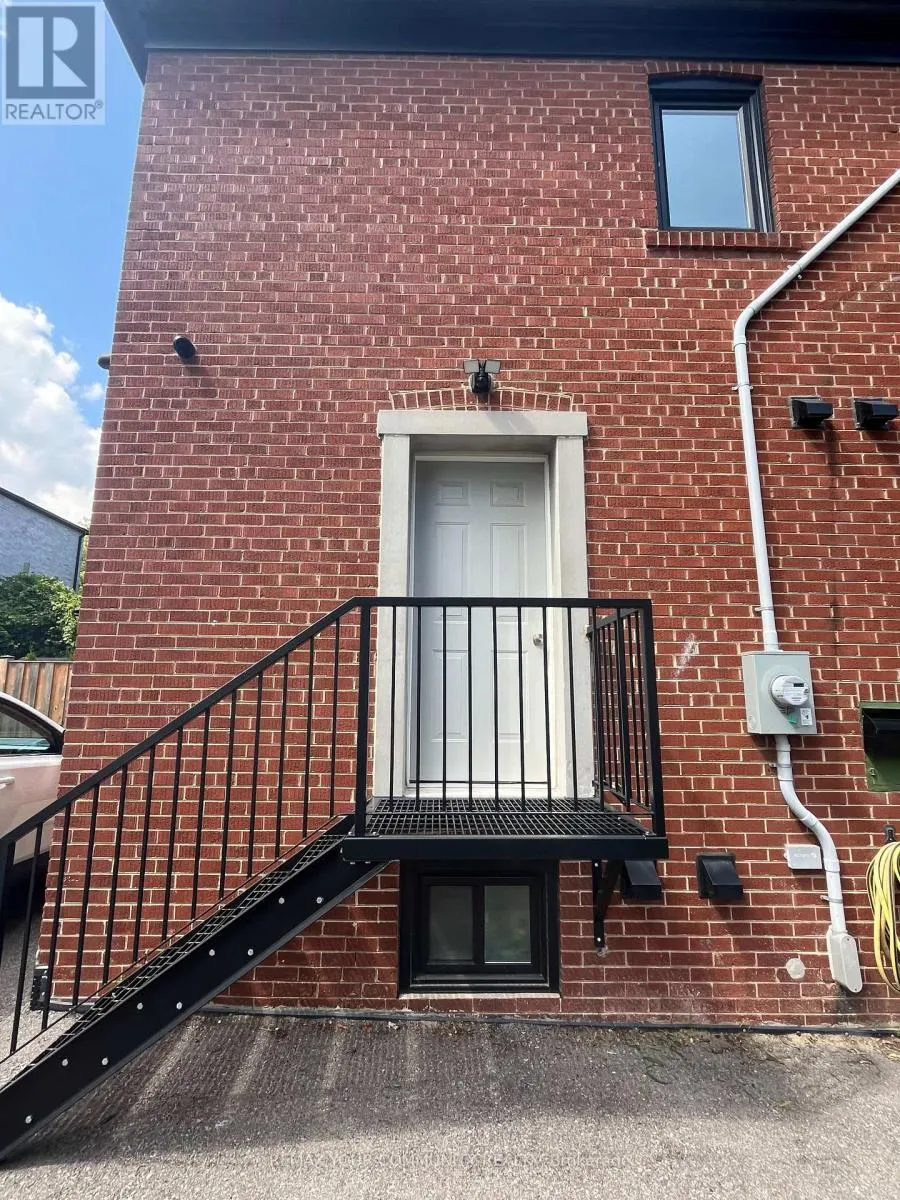 MAIN - 2 HAROLD STREET