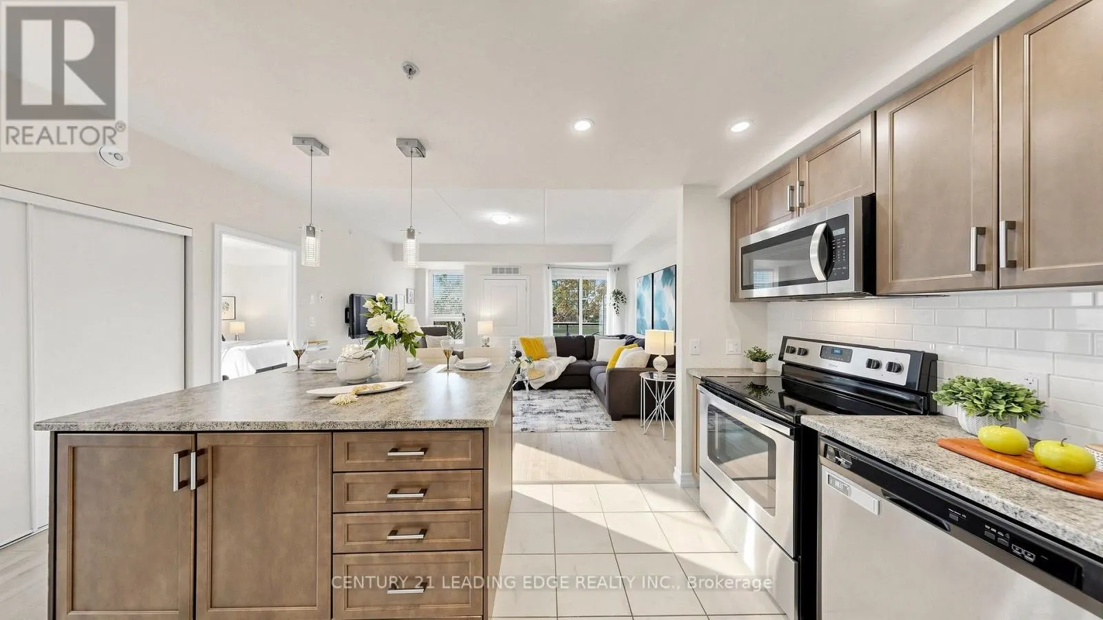 102 - 620 SAUVE STREET