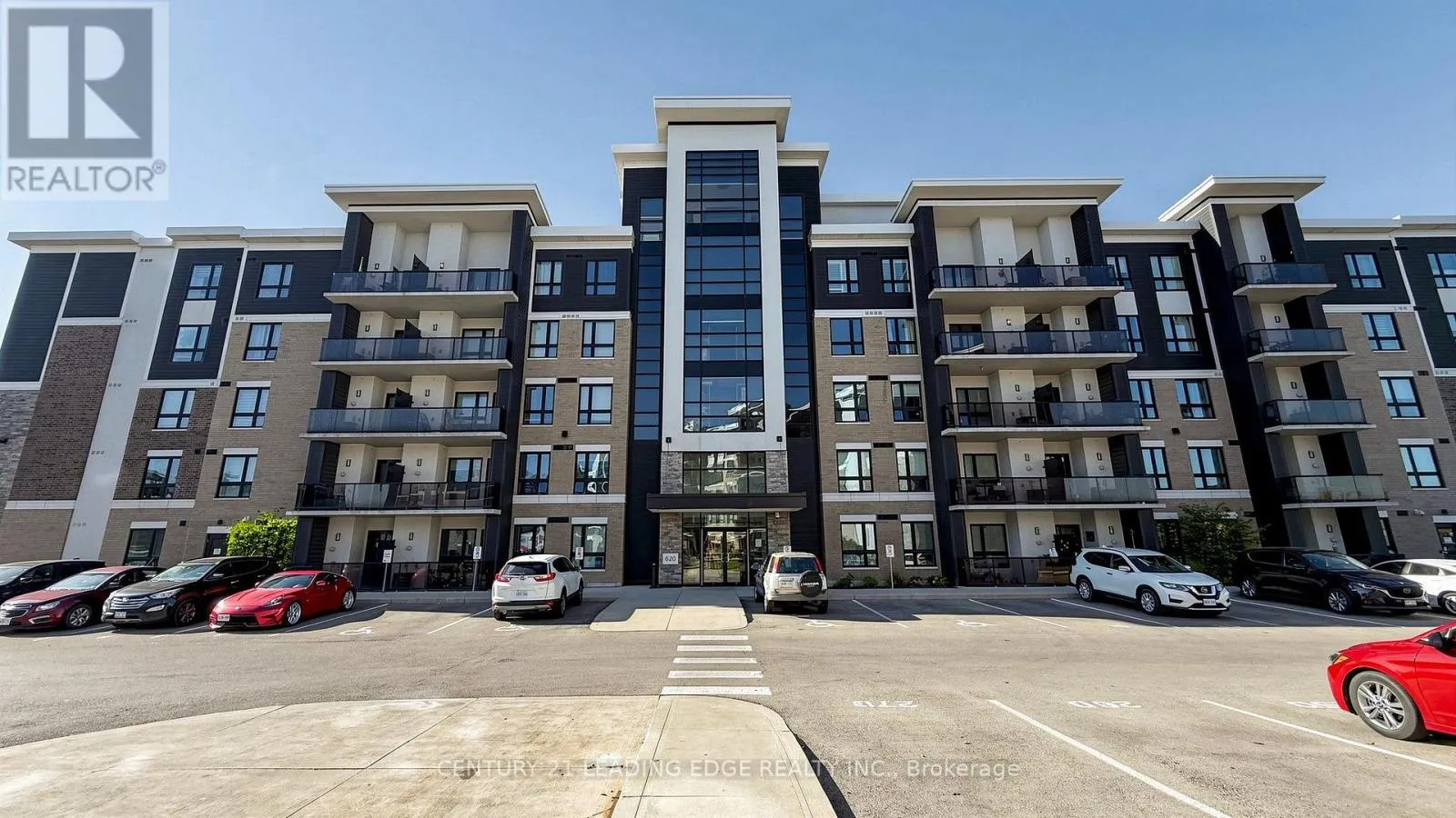 102 - 620 SAUVE STREET