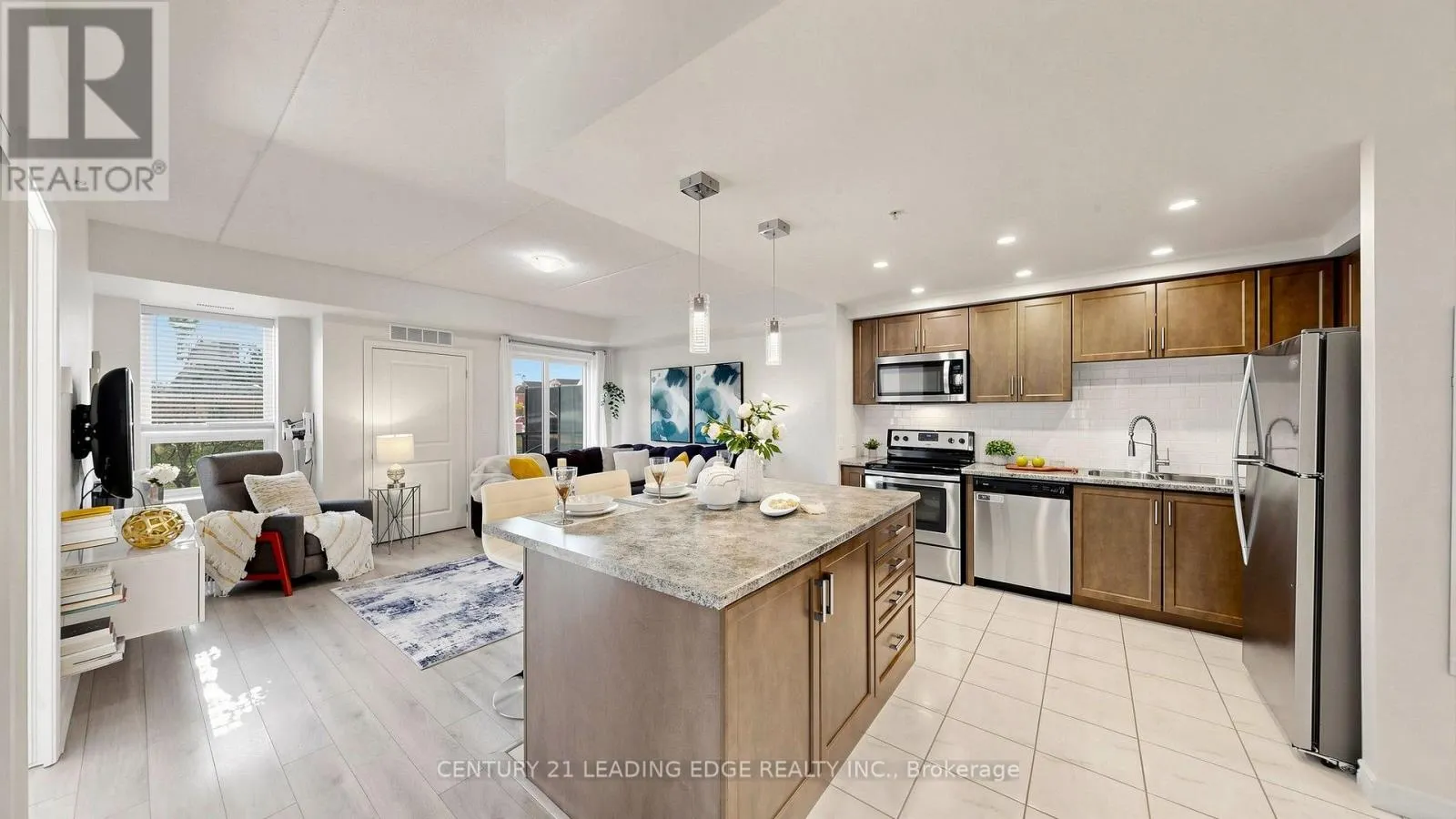 102 - 620 SAUVE STREET