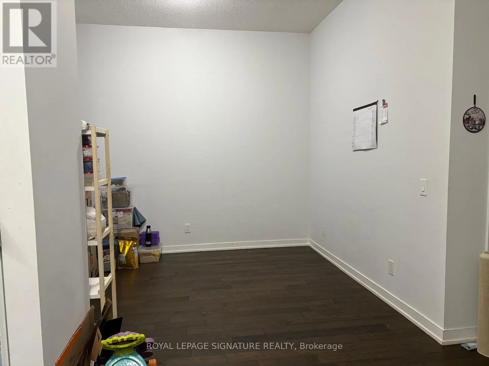402 - 510 CURRAN PLACE