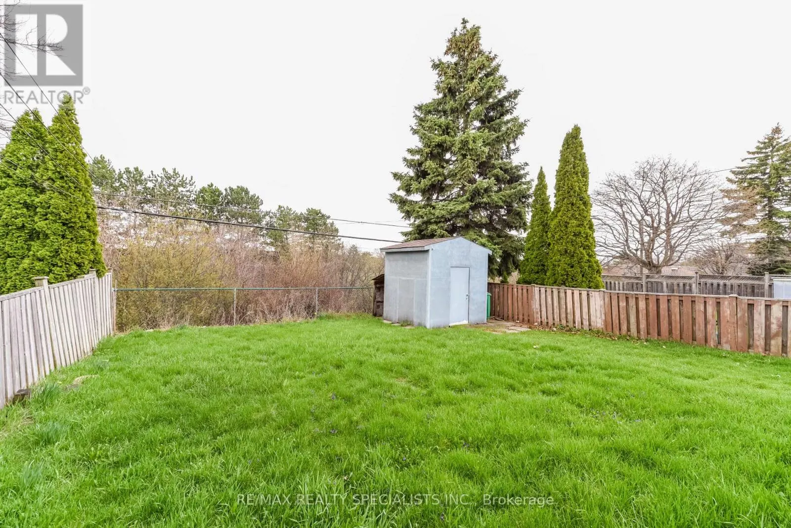 UPPER PORTION - 137 AVONDALE BOULEVARD