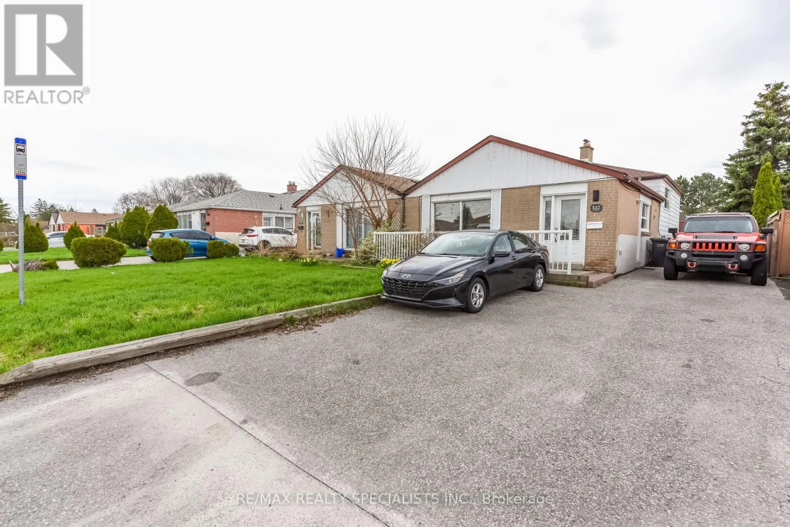 UPPER PORTION - 137 AVONDALE BOULEVARD
