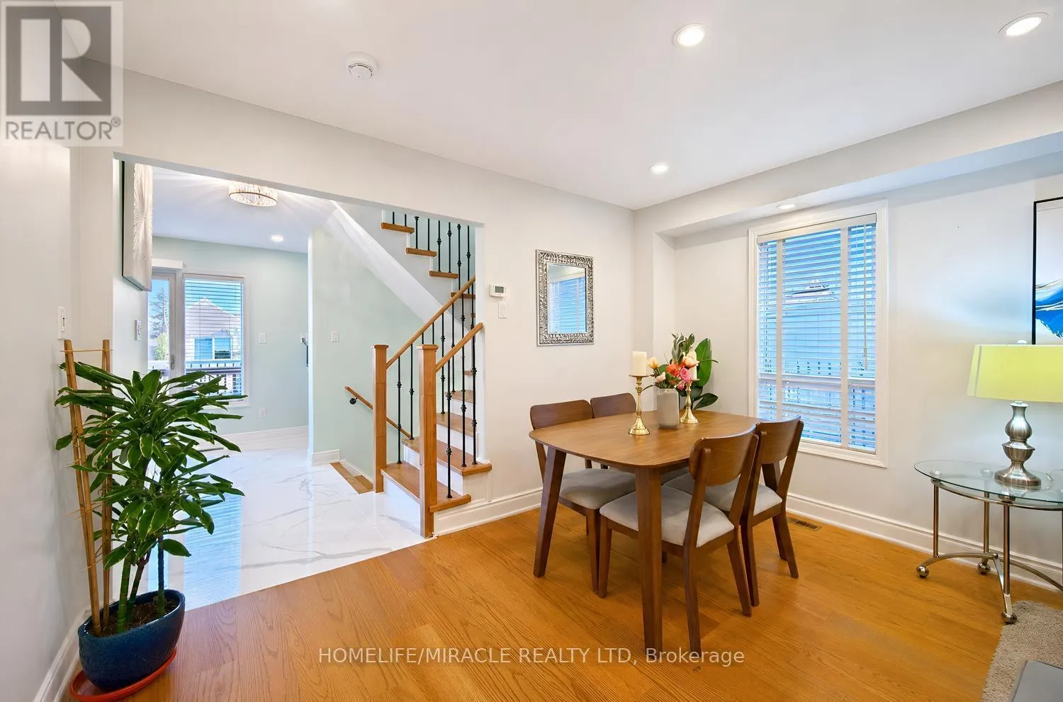 54 STARHILL CRESCENT