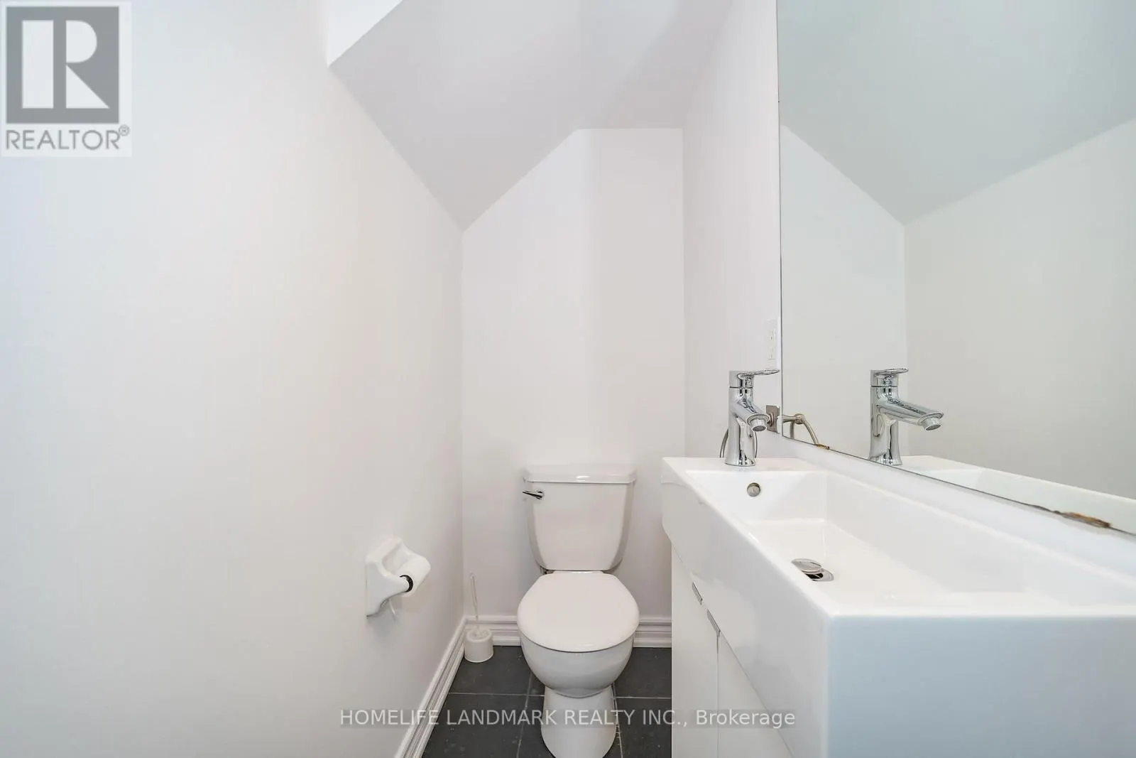 714 - 10 LAIDLAW STREET