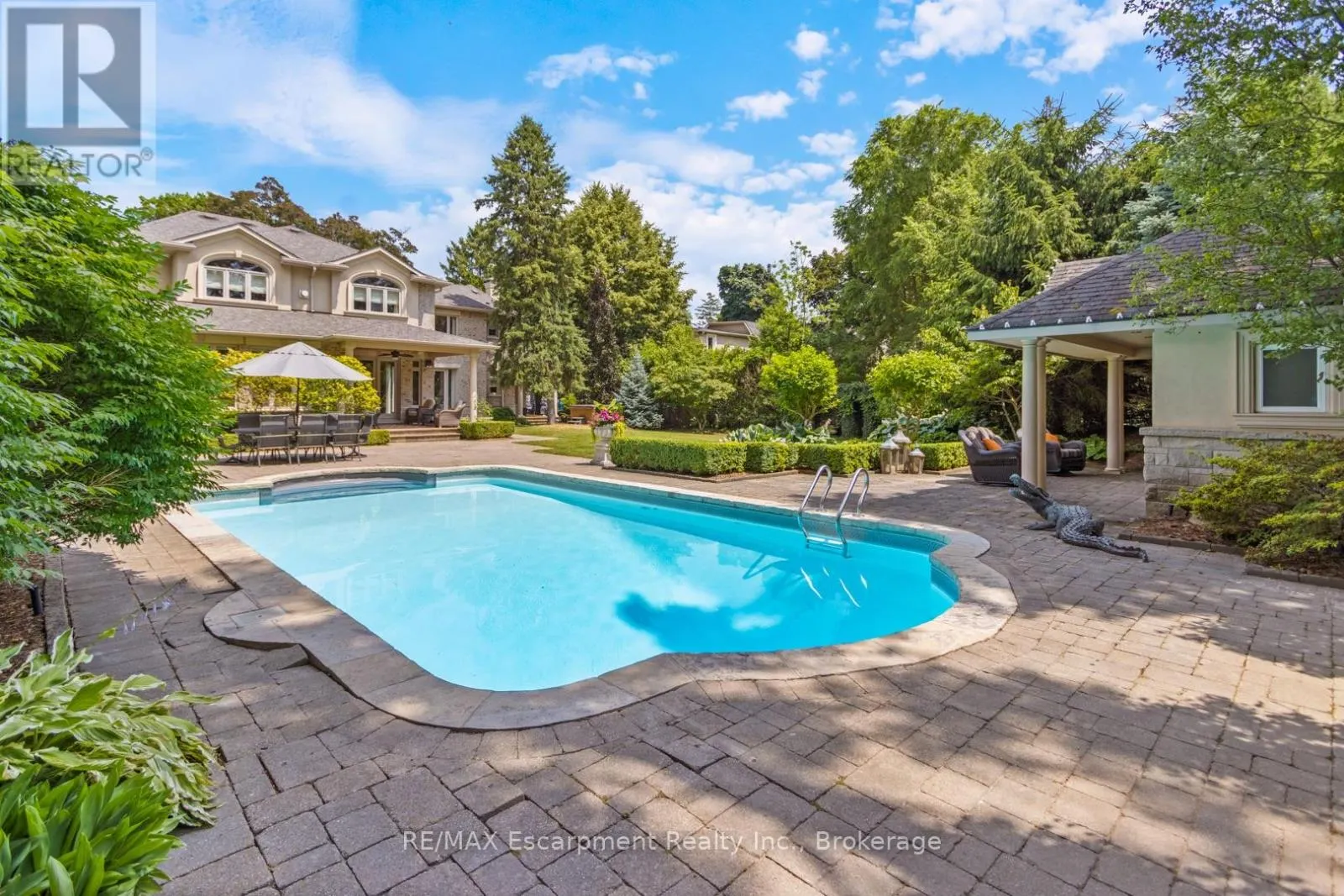 254 DONESSLE DRIVE