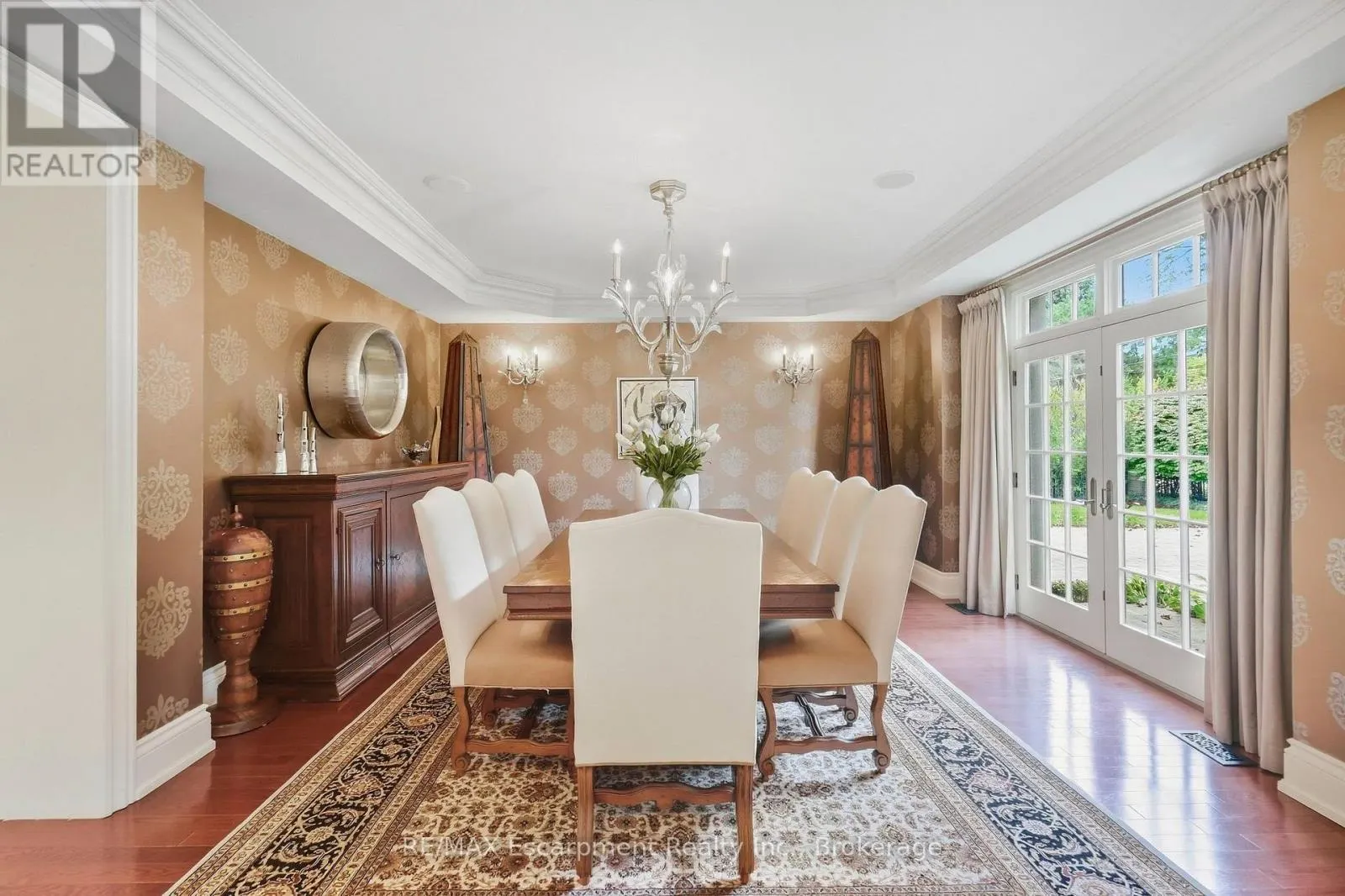 254 DONESSLE DRIVE