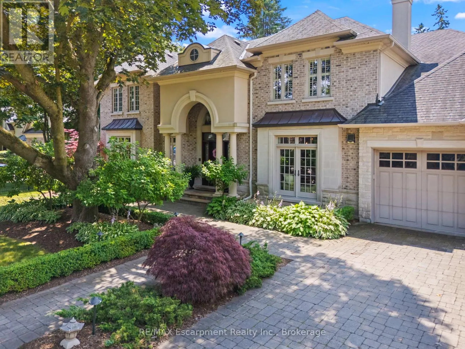 254 DONESSLE DRIVE