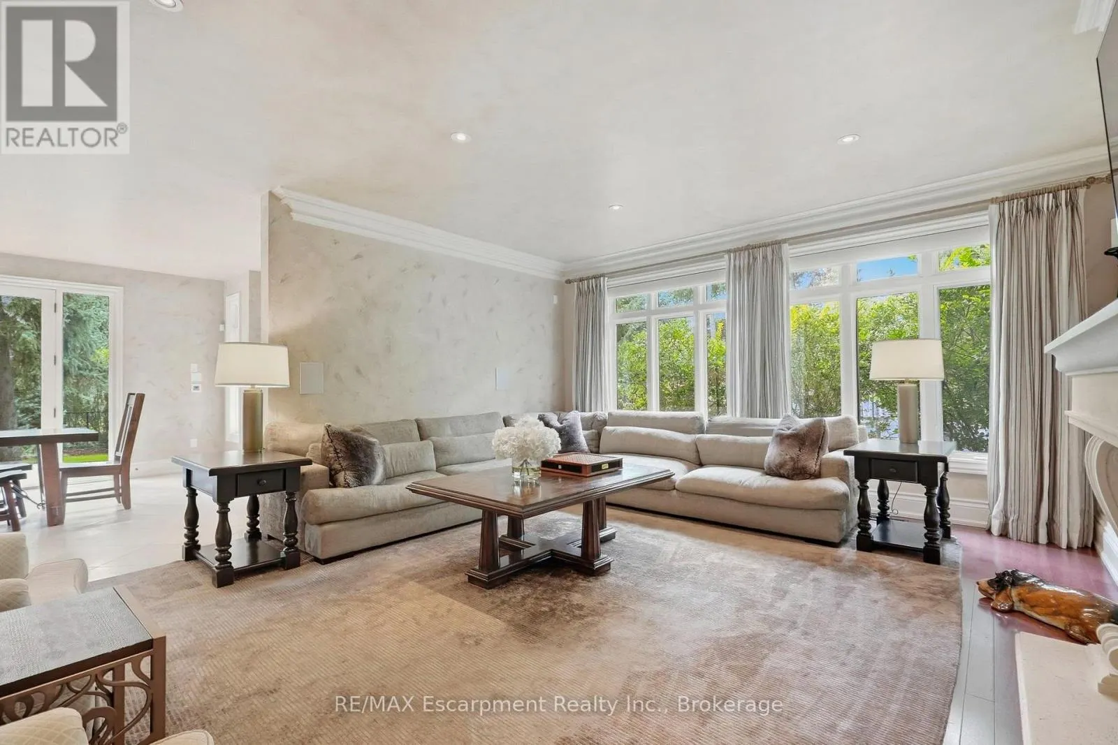 254 DONESSLE DRIVE