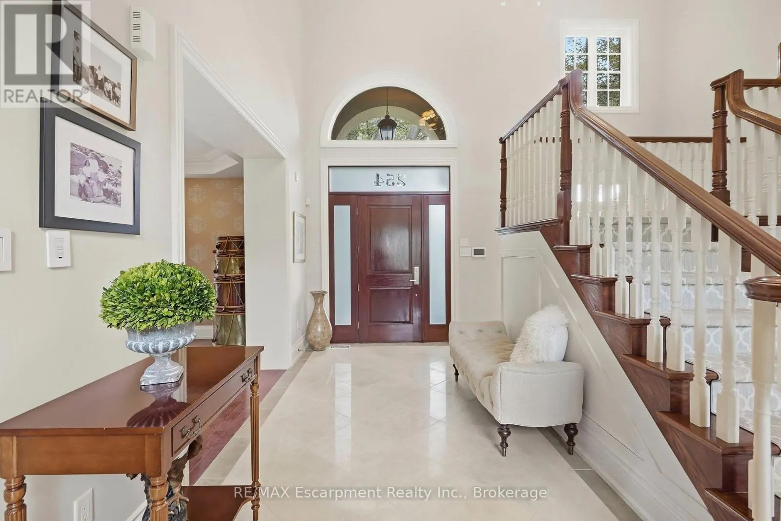 254 DONESSLE DRIVE